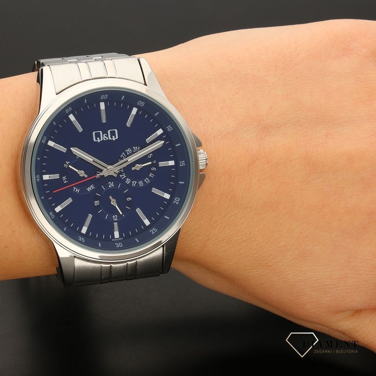 Zegarek męski Q&Q AA32-801 (1).jpg