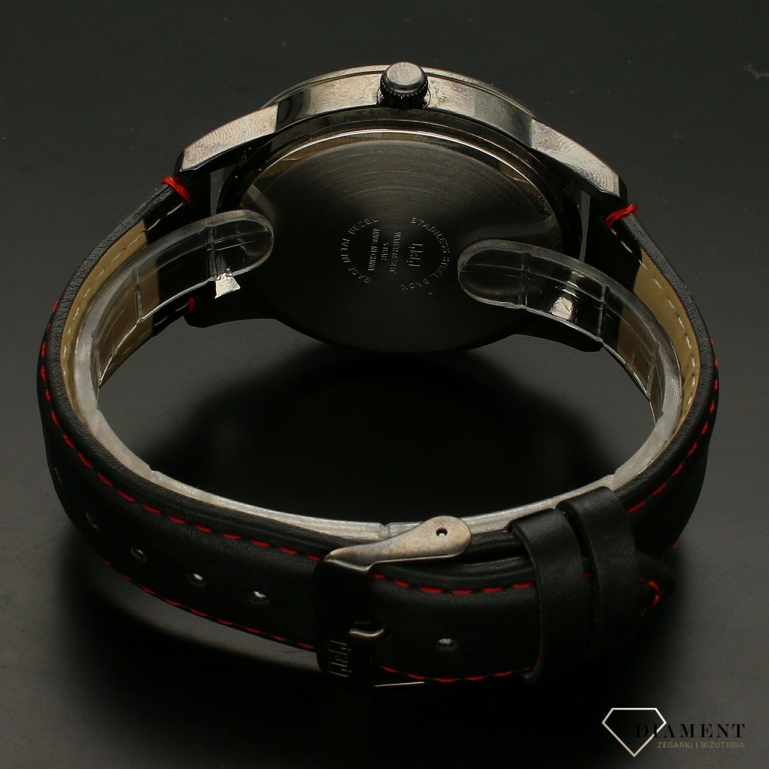 Zegarek męski na pasku QQ AA38-512. Zegarek na skórzanym pasku. Zegarek męski na skórzanym pasku. Zegarek z czarną tarczą. Zegarek z multidatą. Zegarek dla faceta.  (3).jpg