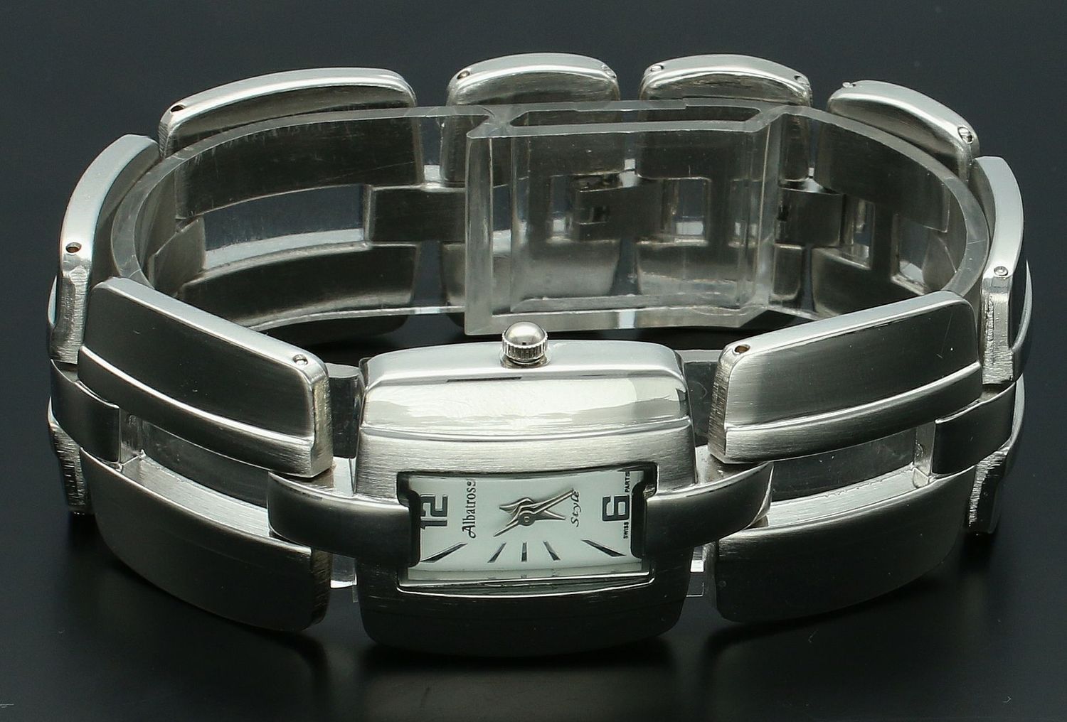 Zegarek damski na szerokiej bransolecie Albatros ABB187. Damski zegarek na ozdobnej bransolecie. Zegarek damski na szerokiej bransolecie. Tani zegarek damski. Tani zegarek dla kobiety. Zegarek na prezent dla kobiety.  (2).jpg