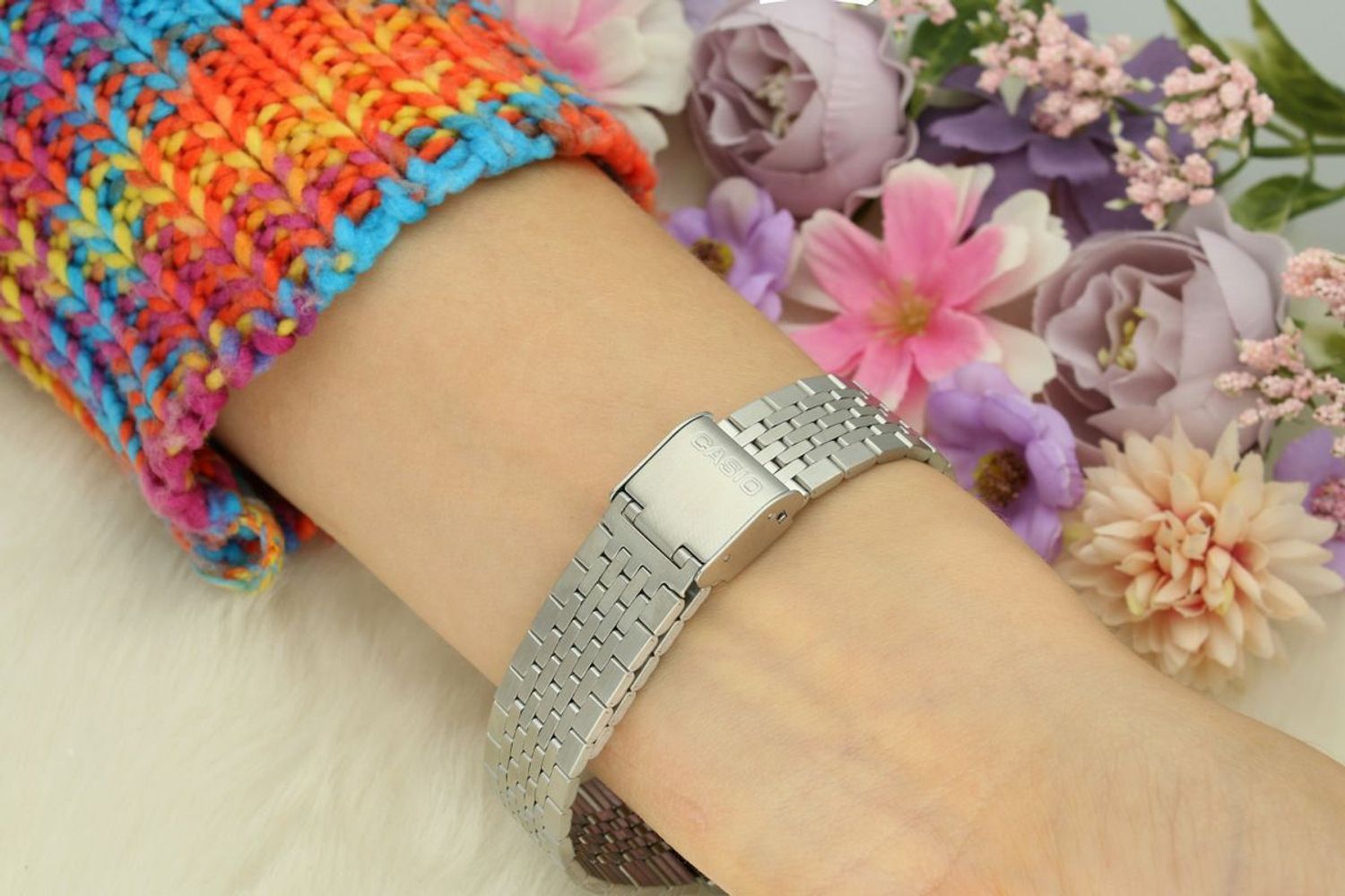 Zegarek Casio Vintage ABL-100WE-1BEF – Zegarek Bluetooth z Krokomierzem i Synchronizacją Czasu.jpg