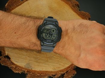 Casio AE-1000W-8AVEF – sportowy zegarek cyfrowy dla mężczyzn z podświetleniem LED, 5 alarmami, stoperem, timerem i funkcją World Time. Wodoszczelność 100M – idealny do pływania i aktywnego trybu życia (2).jpg