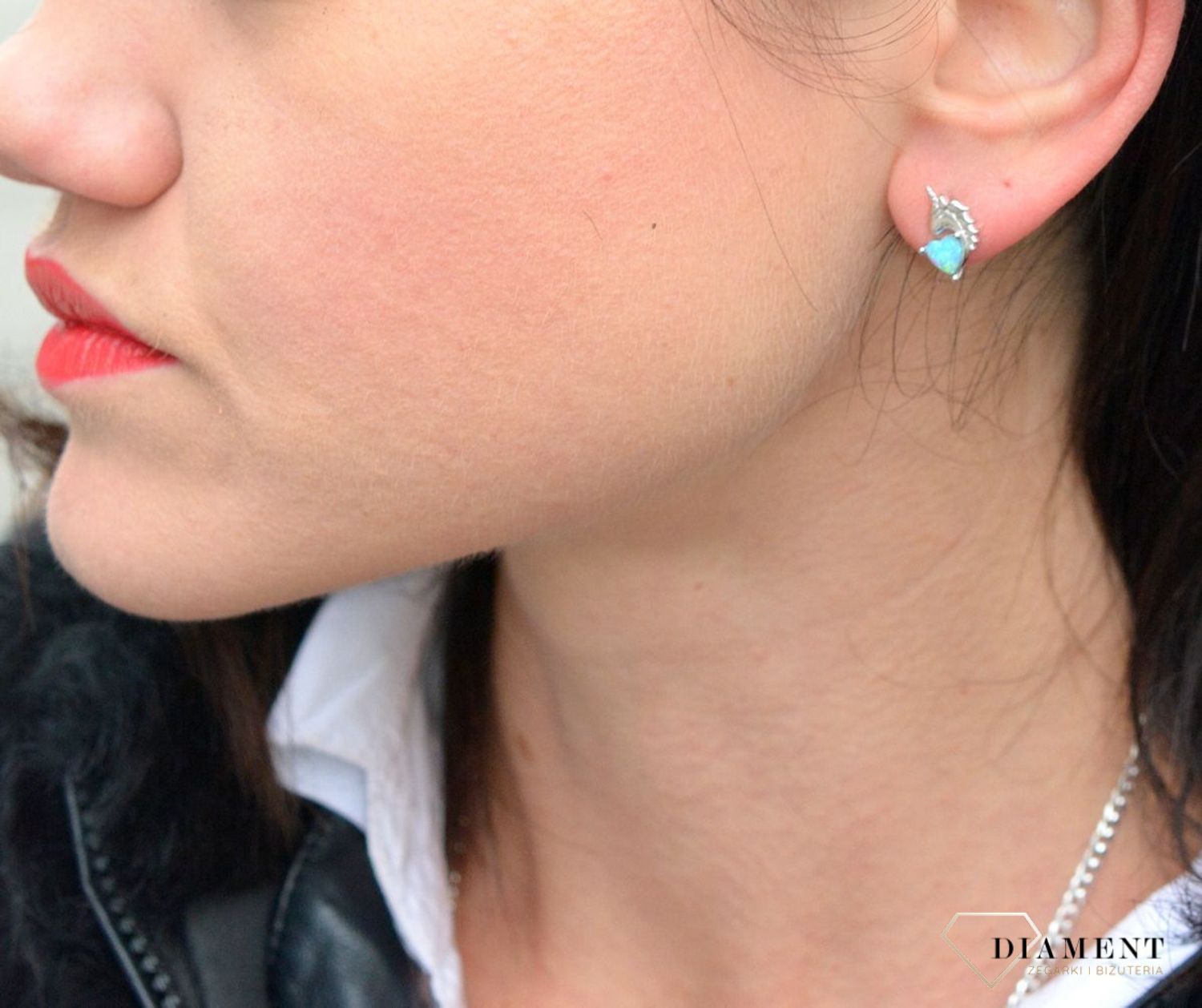 Srebrne kolczyki niebieski opal jednorożec z sercem AE20400.jpg