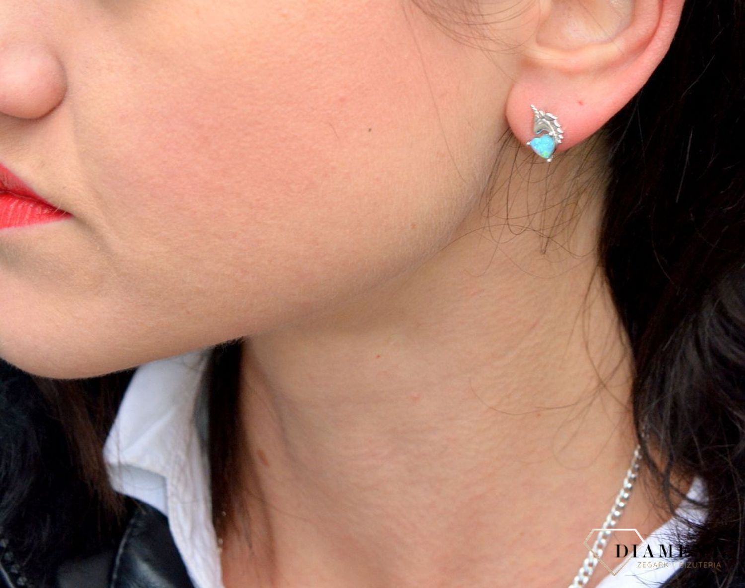 Srebrne kolczyki niebieski opal jednorożec z sercem AE20400.jpg
