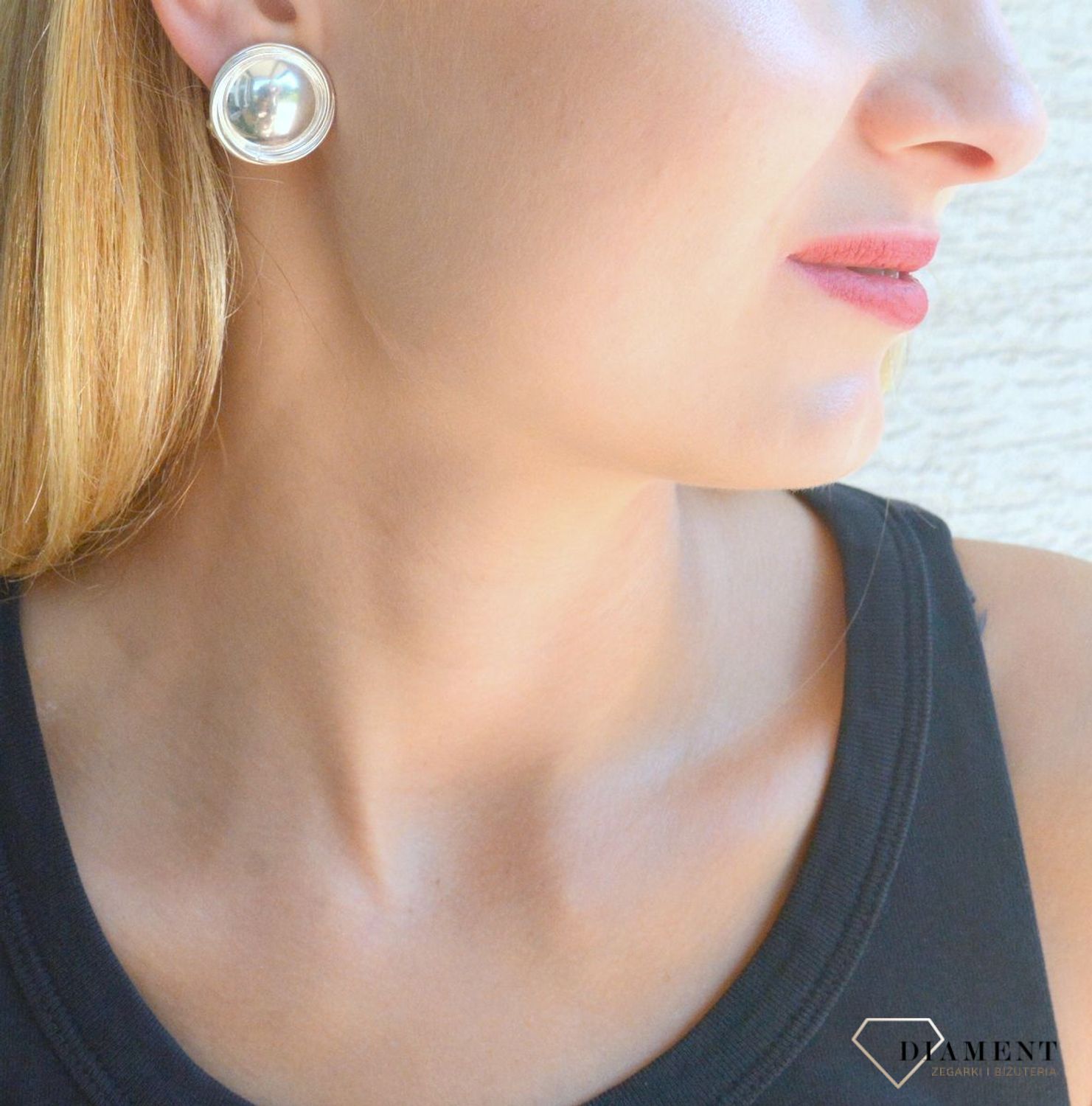 Srebrne klipsy damskie gładkie o okrągłym kształcie ALKLIPS001S. Srebrne klipsy damskie. Klipsy srebrne okrągłe. Klipsy damskie srebrne idealne na prezent..jpg