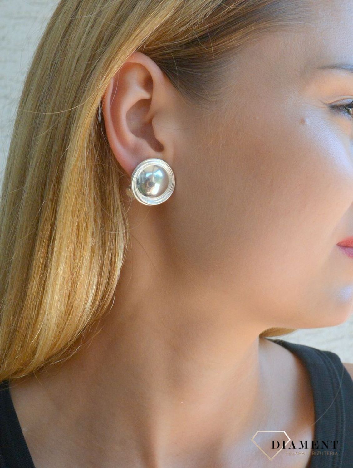 Srebrne klipsy damskie gładkie o okrągłym kształcie ALKLIPS001S. Srebrne klipsy damskie. Klipsy srebrne okrągłe. Klipsy damskie srebrne idealne na prezent..jpg