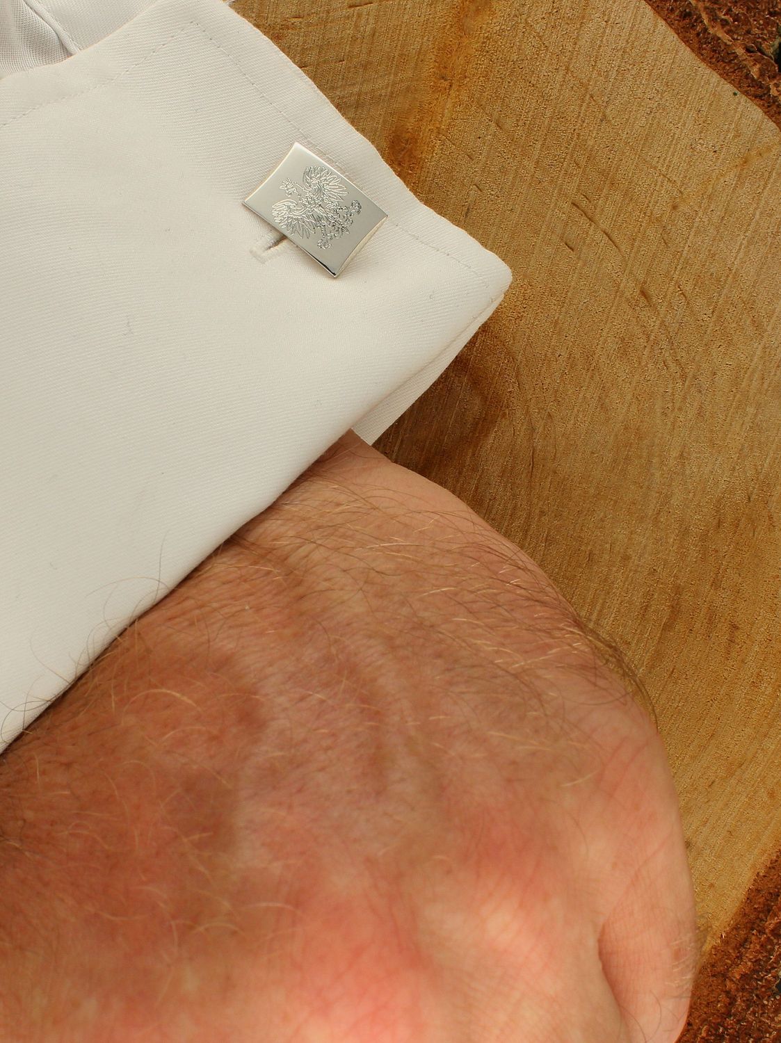 Spinki do mankietów srebrne Orzeł, Godło Polski ALKM0037. Spinki do garnituru. Spinki męski do mankietów. Spinki dla patrioty. Spinki z Godłem Polski. Spinki srebrne grawerowane. Spinki idealne na prezent dla mężczyzny..jpg