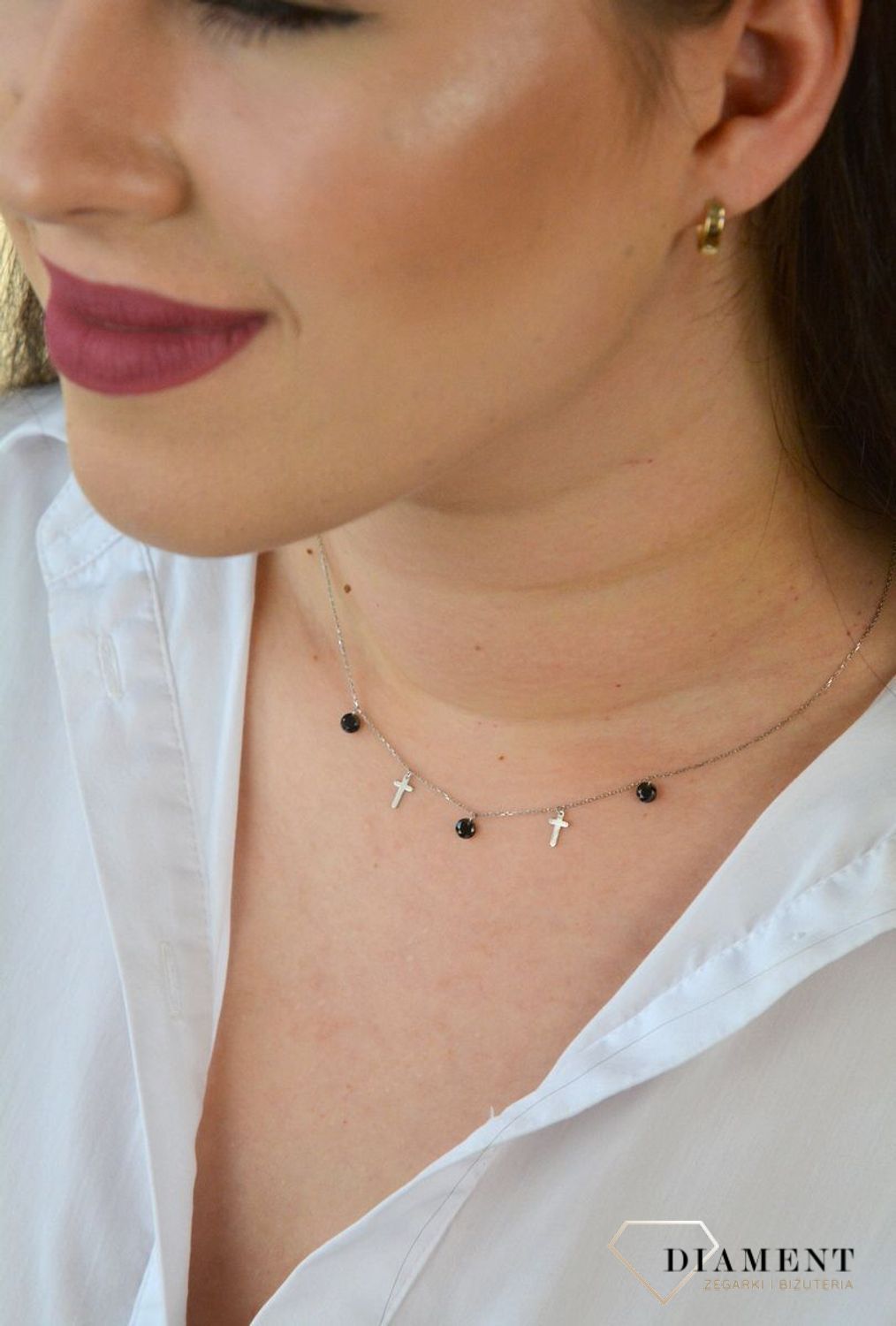 Naszyjnik srebrna celebrytka z czarnymi cyrkoniami i krzyżykami ALNZ000942.jpg
