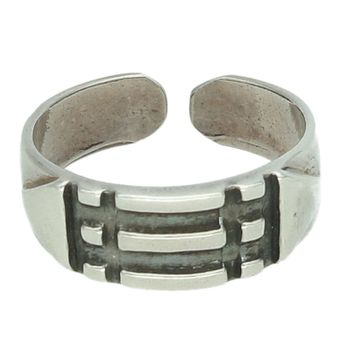 Elegancki sygnet „Atlantów” AP01-071 wykonany ze srebra próby 925, szerokość 7 mm, waga 3,34 g. Nowoczesny i stylowy dodatek dla mężczyzn.1.jpg