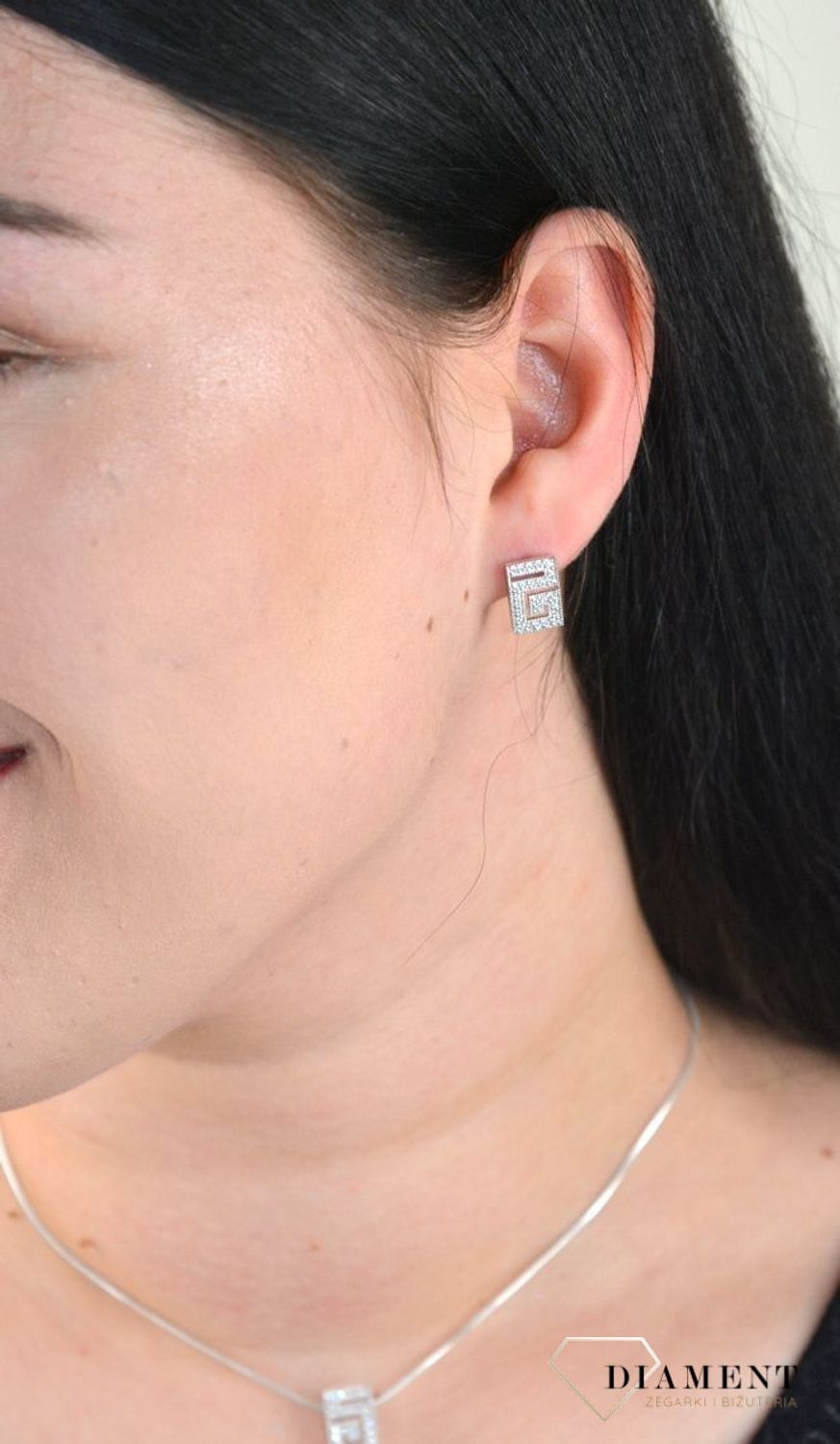 Srebrne prostokątne kolczyki z drogą grecką i cyrkoniami AP012-0488.jpg