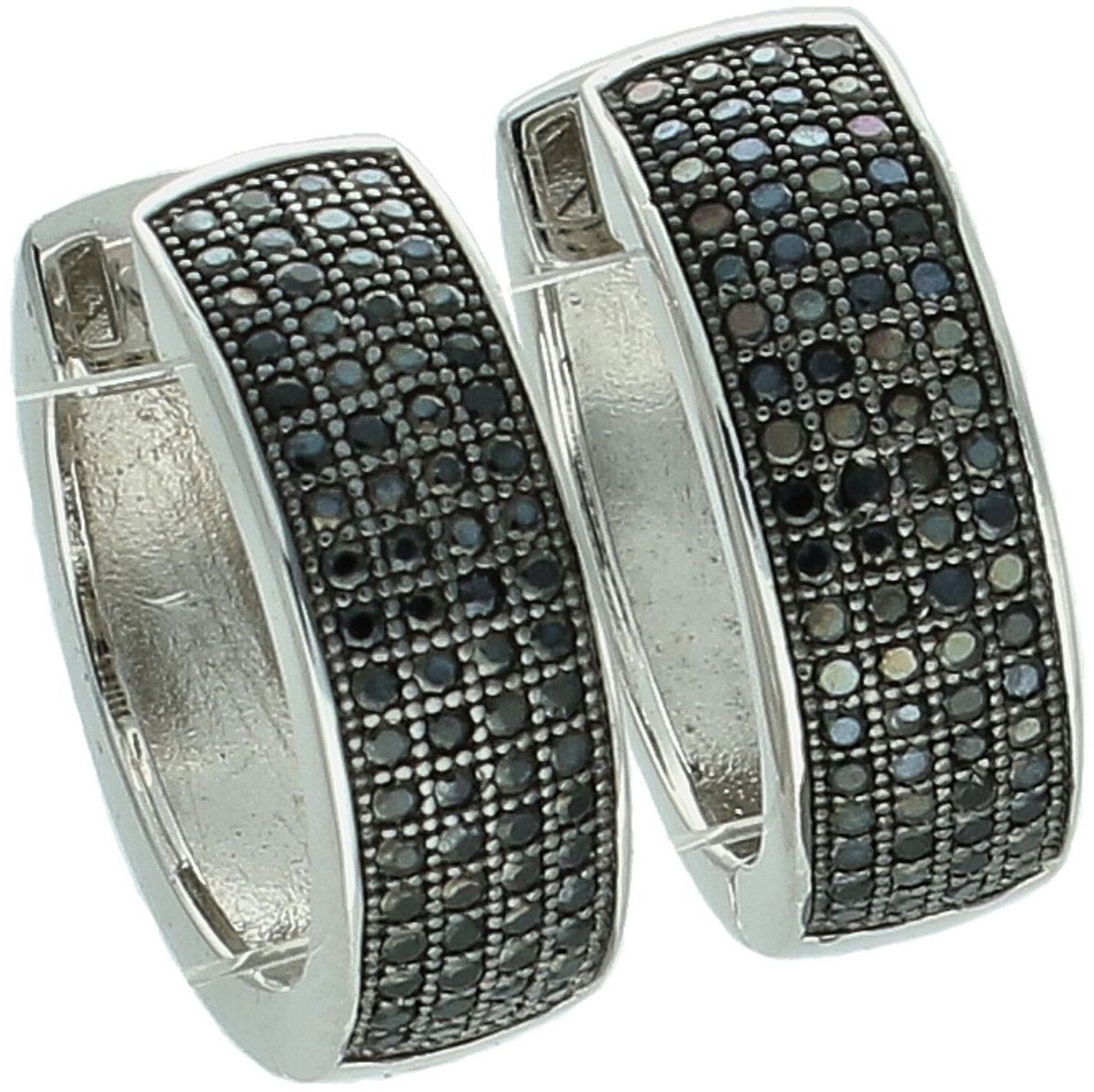 Srebrne kolczyki koła z czarnymi cyrkoniami. Próba 925, długość 1,2 cm, elegancki design i zapięcie na zatrzask. Idealne do każdej stylizacji.1.jpg