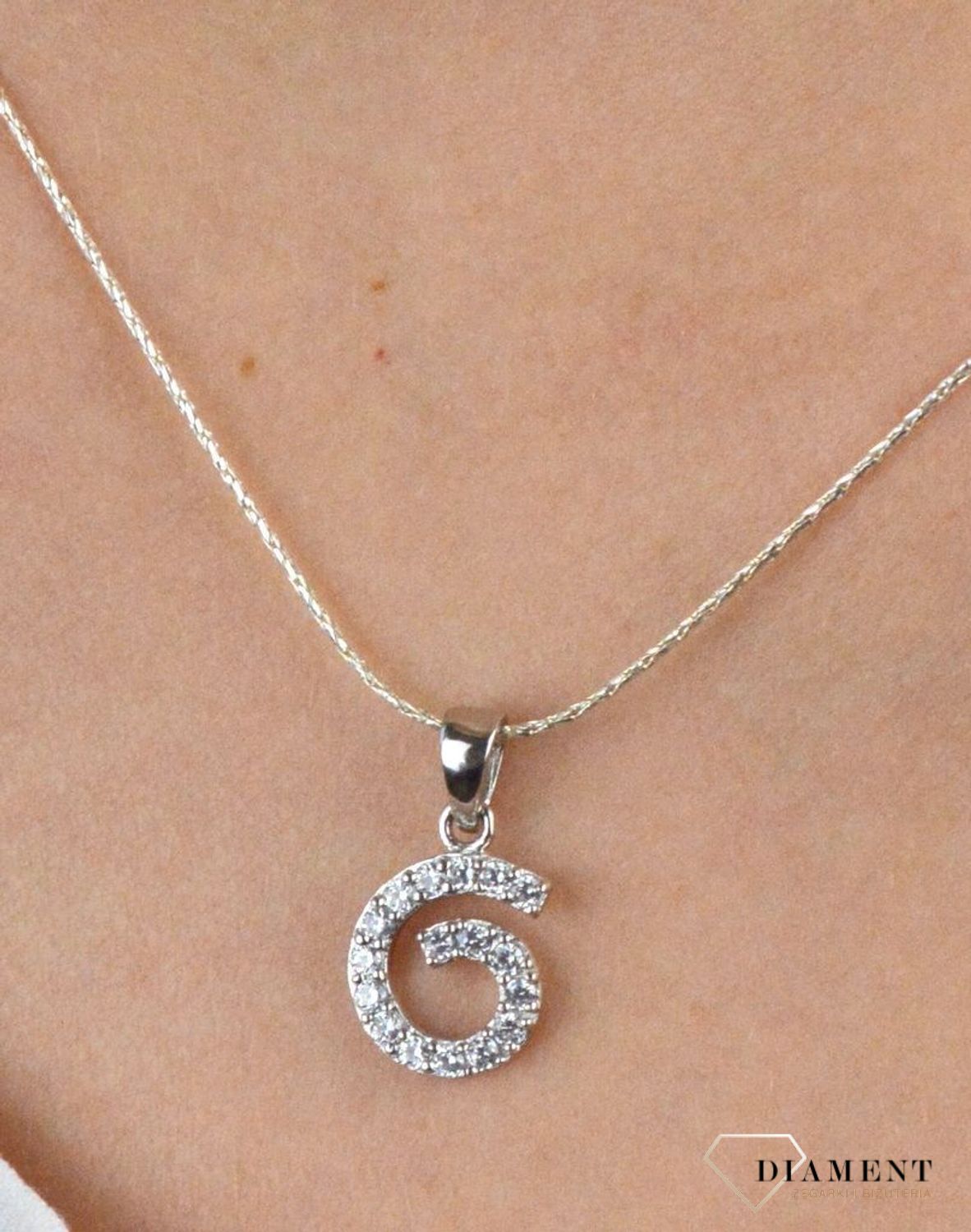 Srebrna zawieszka 925 Zawijas z cyrkoniami AP04-5723.jpg