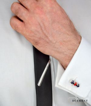 Spinka do krawata srebrna 925 z matowym zakończeniem AP09-010. Spinka wykonana z wysokiej jakości srebra 925. Długość spinek wynosi około 5,7 cm i szerokość około 0,5 cm (3).JPG