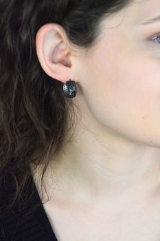 kolczyki srebrne koła, kolczyki Ag 925 z cyrkoniami, kolczyki czarne cyrkonie, szerokie kolczyki sre (4).jpg