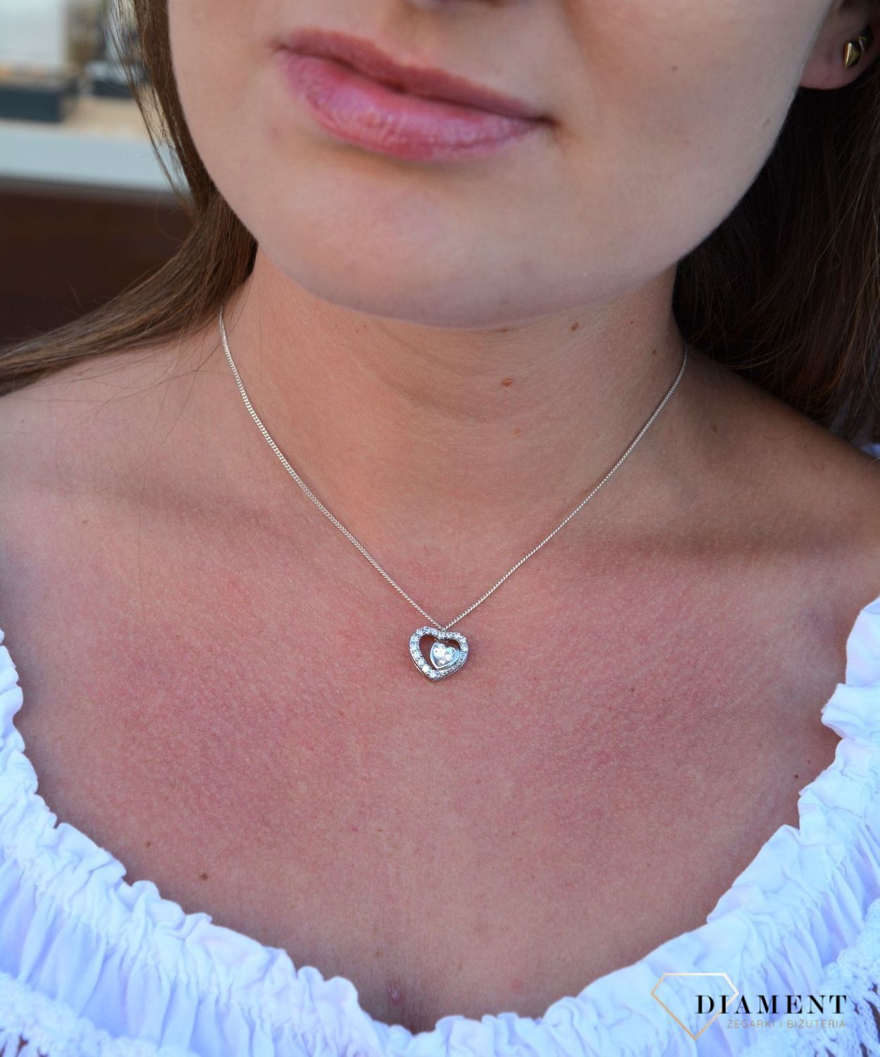Srebrna zawieszka serce w cyrkoniach AP38-515.jpg