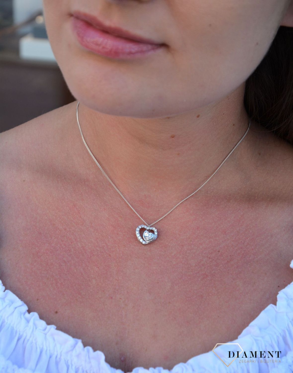 Srebrna zawieszka serce w cyrkoniach AP38-515.jpg