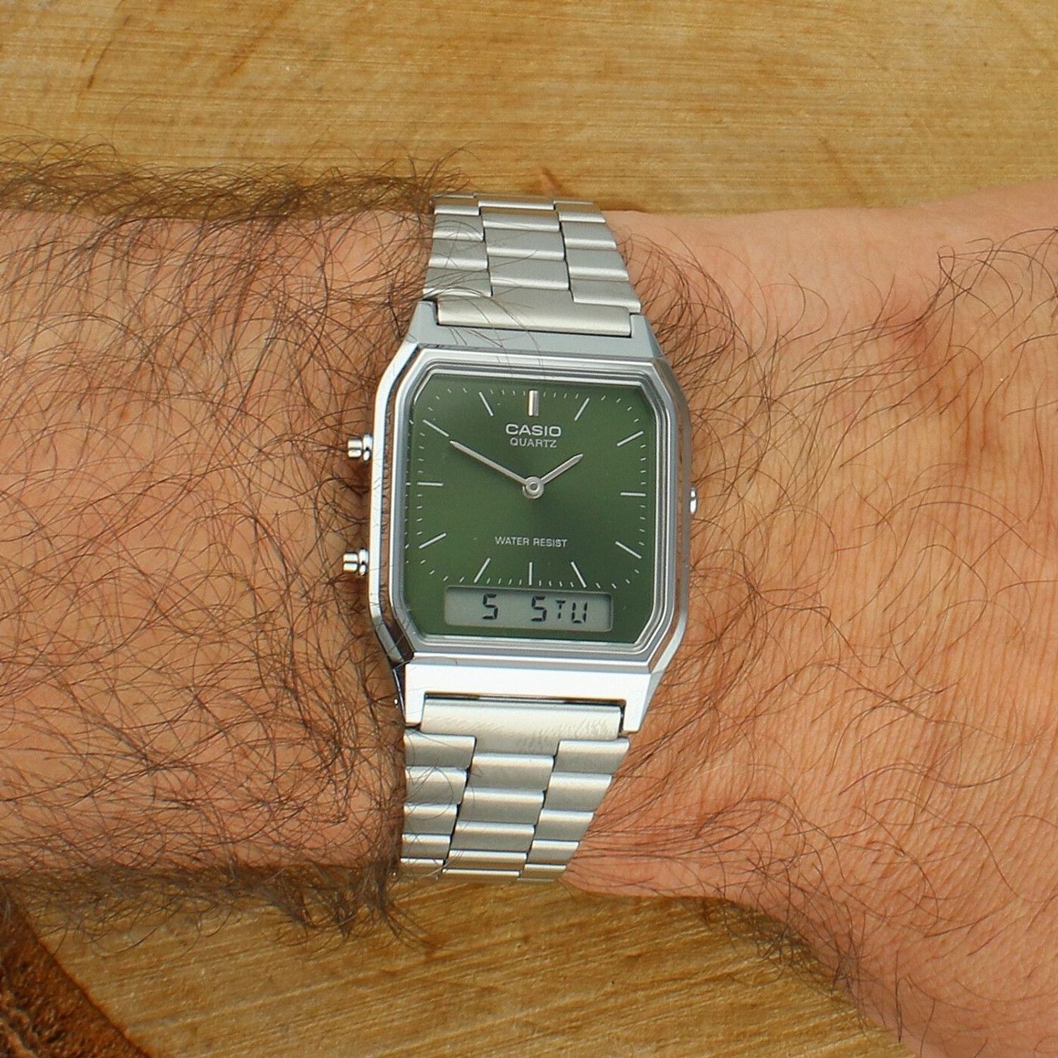 Zegarek Casio Vintage AQ-230A-3AMQYES – zegarek męski kwadratowy zielona tarcza, stalowa bransoleta.jpg