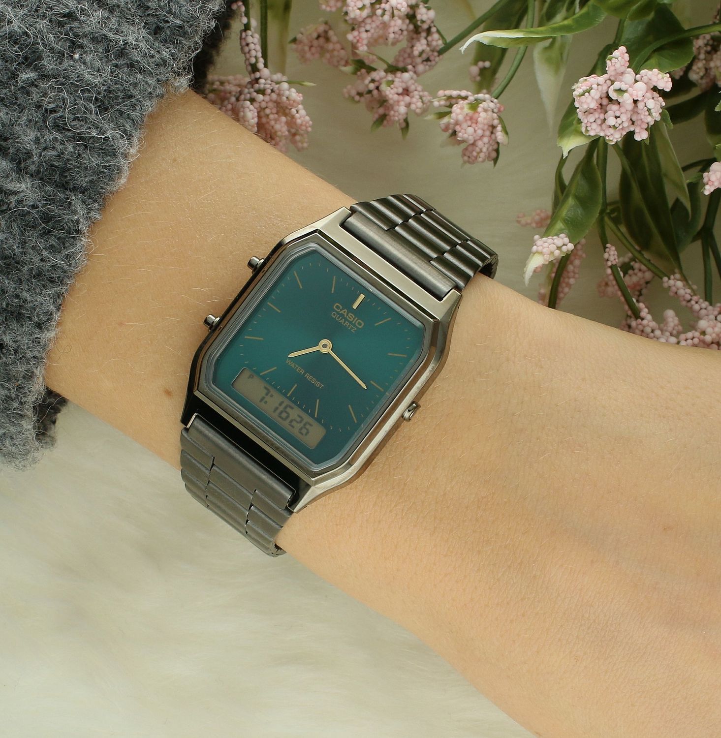 Zegarek VINTAGE CASIO AQ-230EGG-3AEF  Mechanizm zegarka Zegarek Casio Vintage Maxi AQ-230EGG-3AEF wyposażony jest w kwarcowy mechanizm, zasilany za pomocą baterii.1.jpg