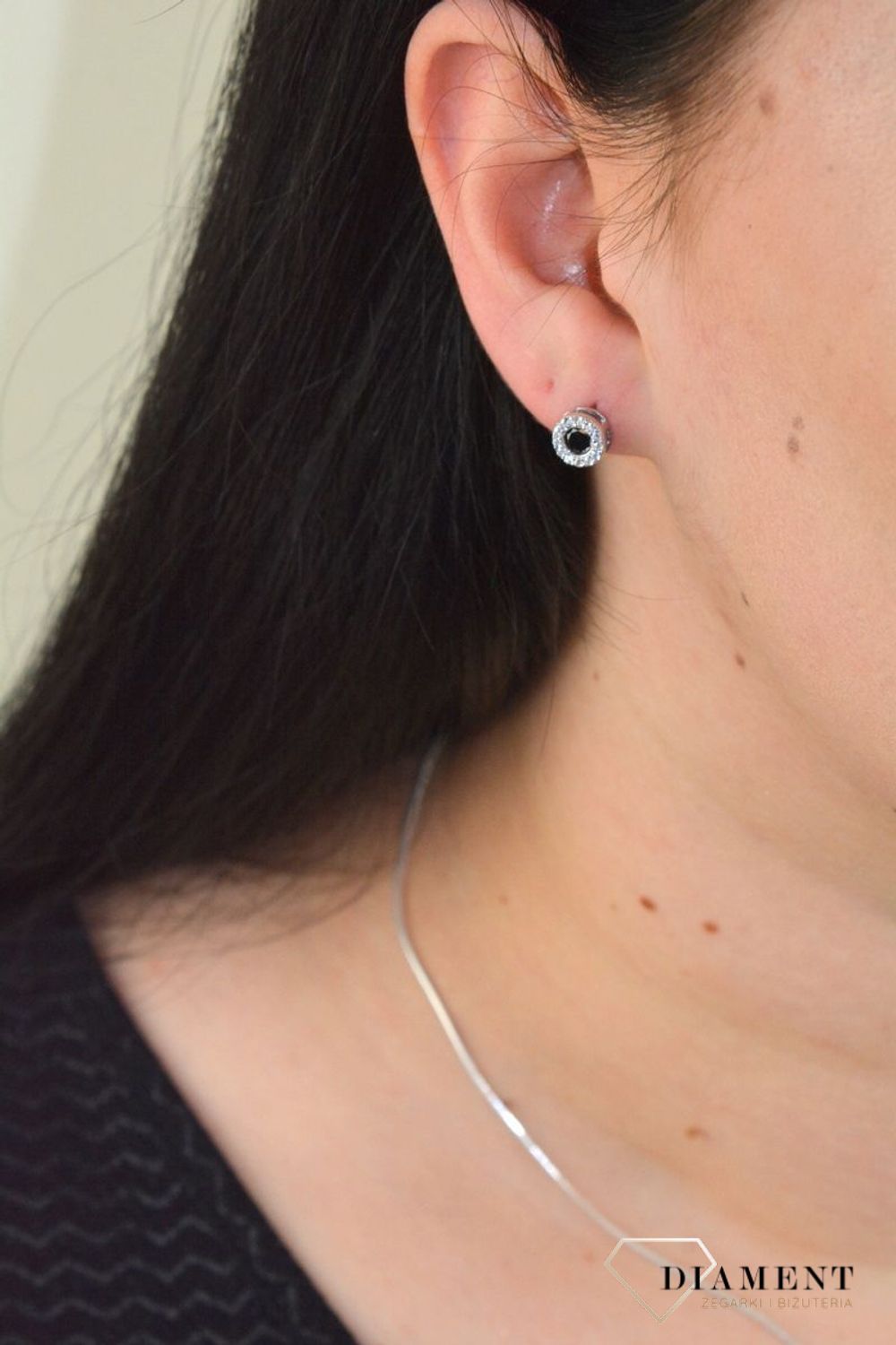 Srebrne kolczyki z czarną i białą cyrkonią AR012-5941.jpg