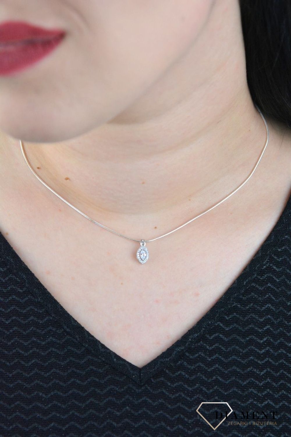 Srebrna zawieszka łezka z cyrkoniami 925 AR012-5961.jpg
