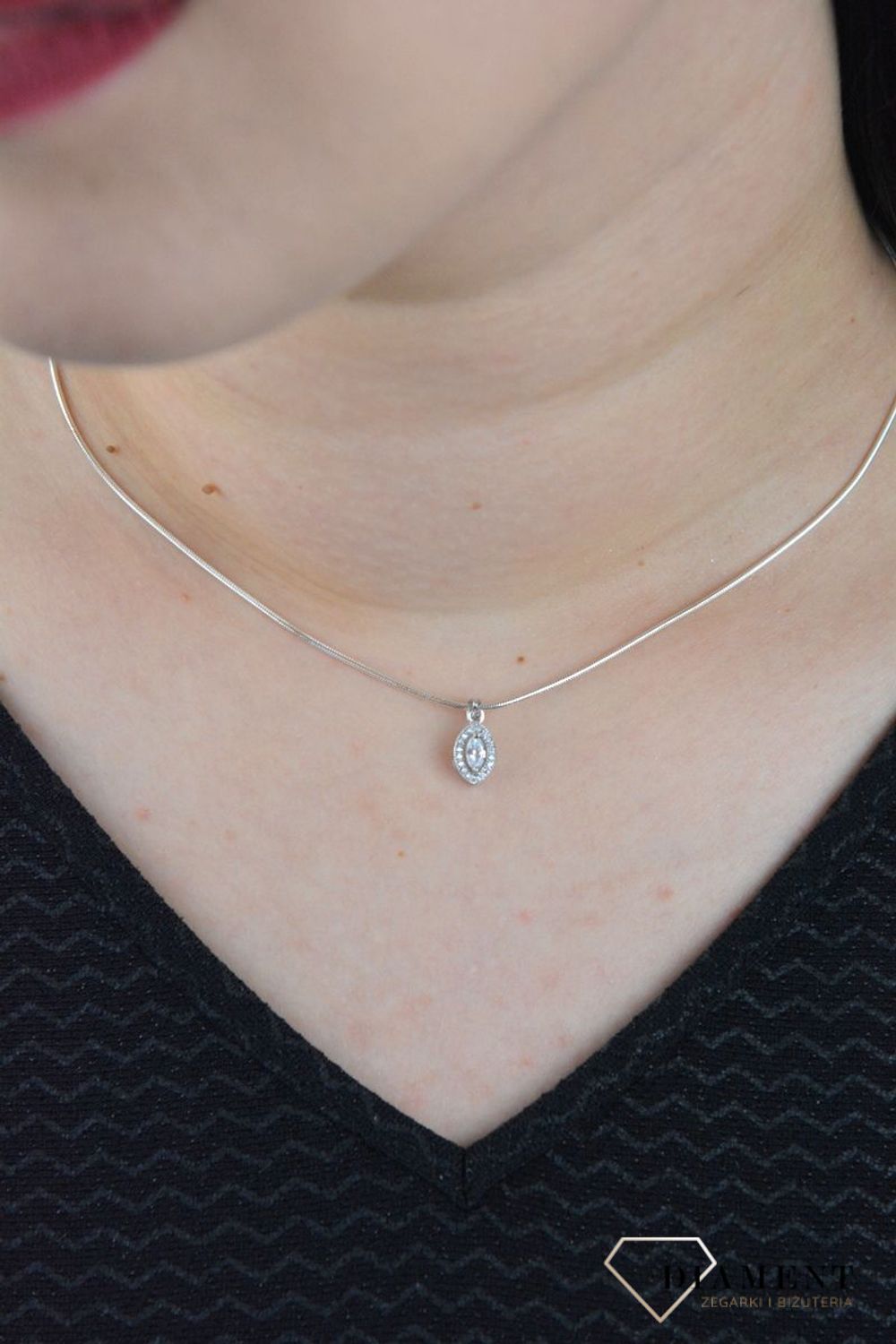 Srebrna zawieszka łezka z cyrkoniami 925 AR012-5961.jpg
