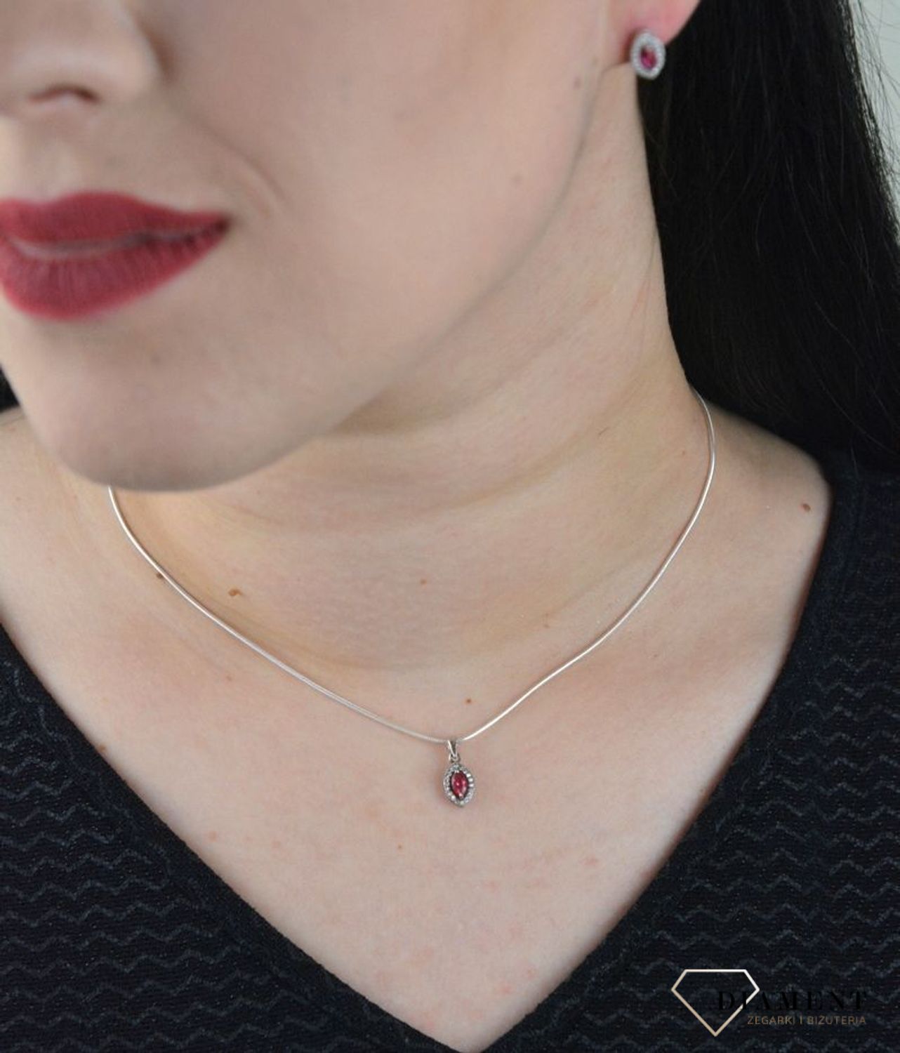 Srebrna zawieszka Apart łezka z cyrkonią AR012-5963.jpg