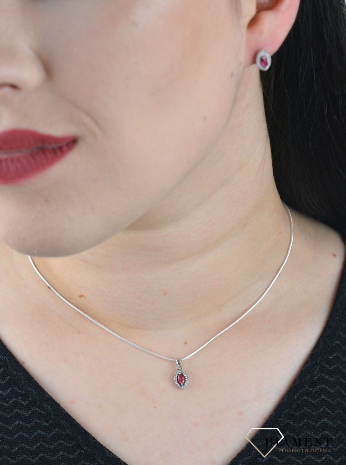 Srebrna zawieszka Apart łezka z cyrkonią AR012-5963.jpg