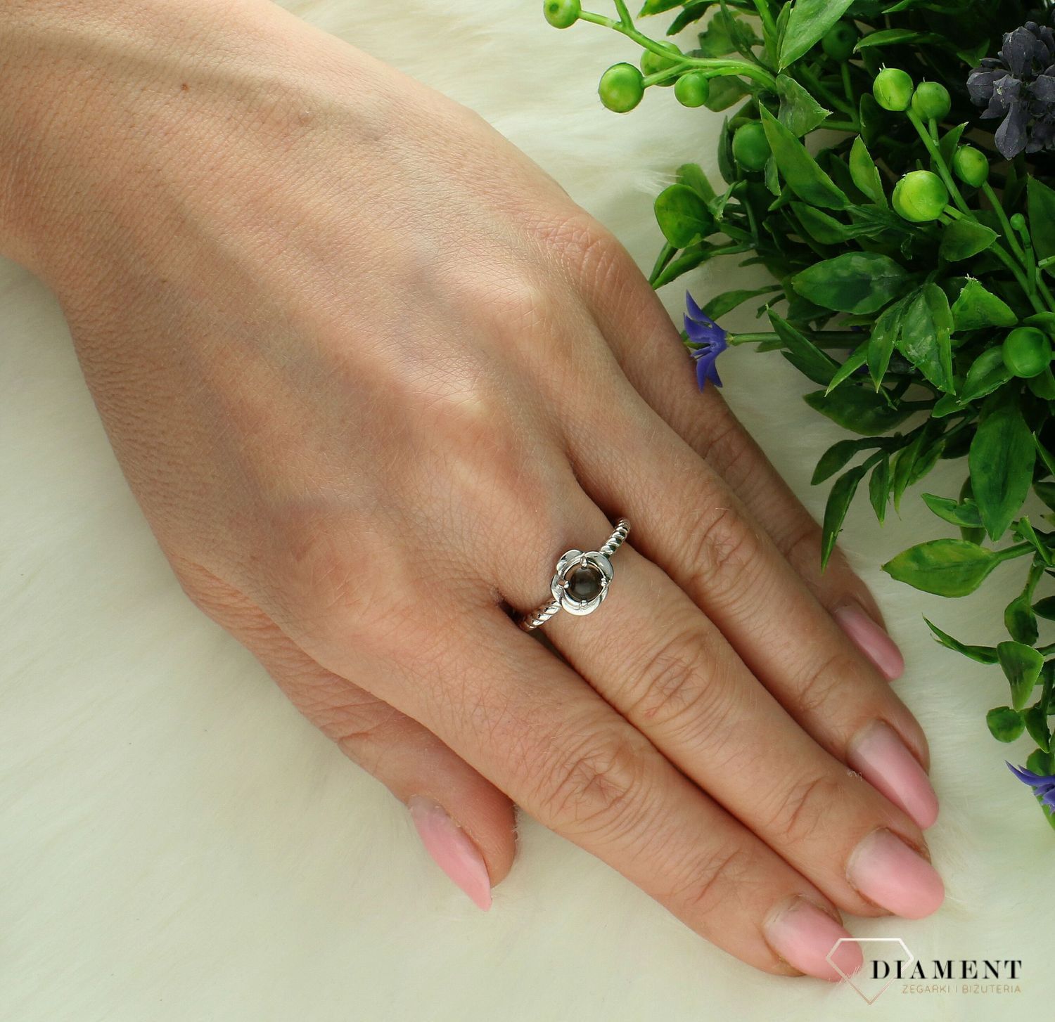 Srebrny pierścionek damski 925 z brązową cyrkonią rozmiar 17 AR012-7486. Srebrny pierścionek damski. Srebrny pierścionek z cyrkoniami. Pierścionek srebrny dla kobiety, Pierścionek srebrny na prezent (1).jpg