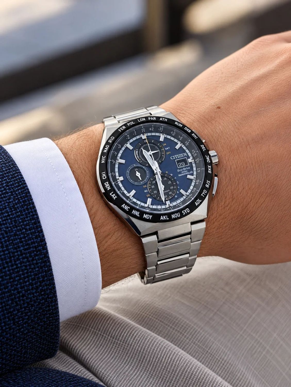 Zegarek męski Citizen AT8238-84L Super Titanium – Eco-Drive, Radio Controlled, chronograf (4).jpg