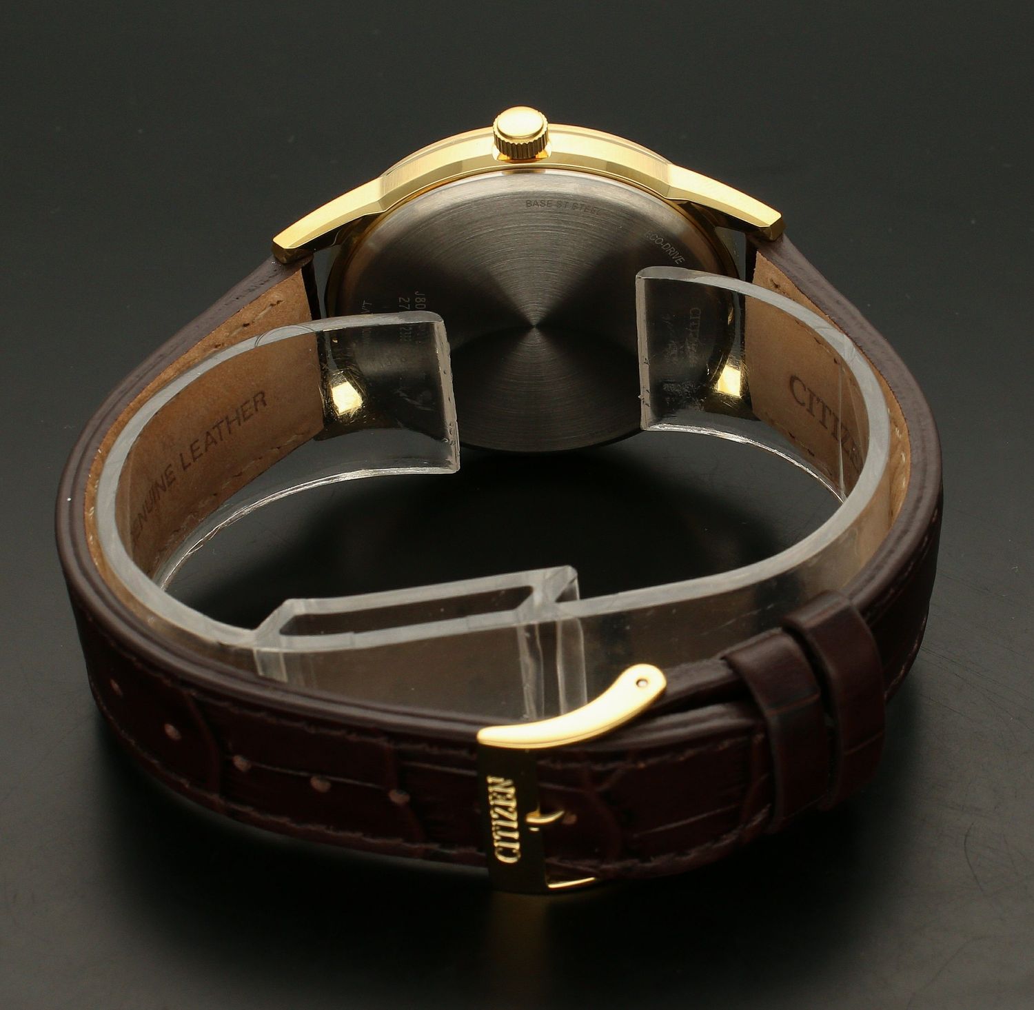 Zegarek męski Citizen AW0102-13AE Eco Drive. Zegarek męski Citizen AW0102-13AE Eco Drive jest to zegarek, w których wykorzystano innowacyjna technologie Eco – Drive, wykorzystuje on różne źródła energii, przez co jest przy.jpg