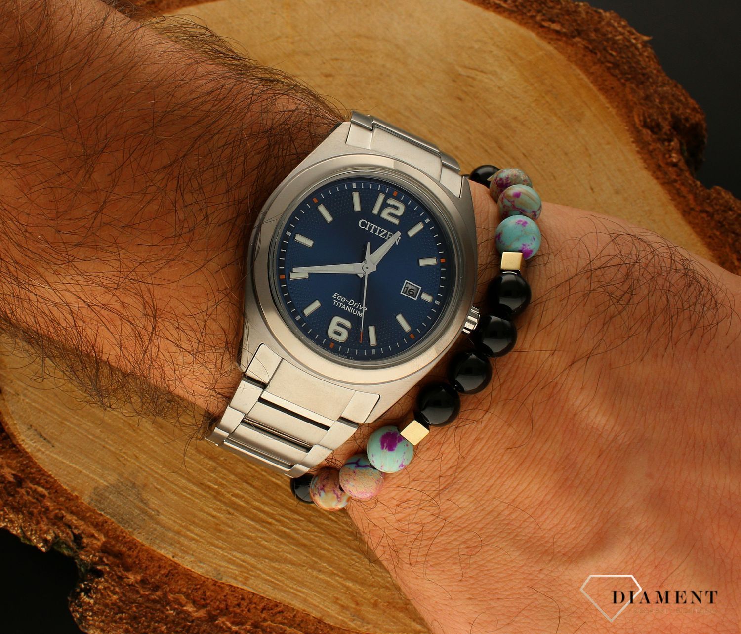 Zegarek męski Citizen Super Titanium AW1641-81X. Zegarek z niebieską tarczą. Zegarek tytanowy. Zegarek męski na bransolecie. Męski zegarek tytanowy. Zegarek Eco-Drive..jpg