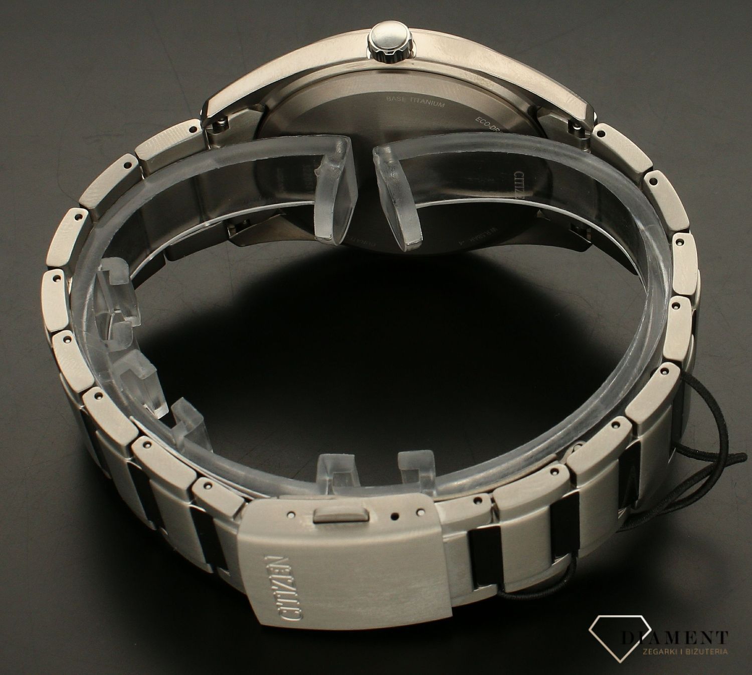 Zegarek męski Citizen Super Titanium AW1641-81X. Zegarek z zieloną tarczą. Zegarek tytanowy. Zegarek męski na bransolecie. Męski zegarek tytanowy. Zegarek Eco-Drive..jpg