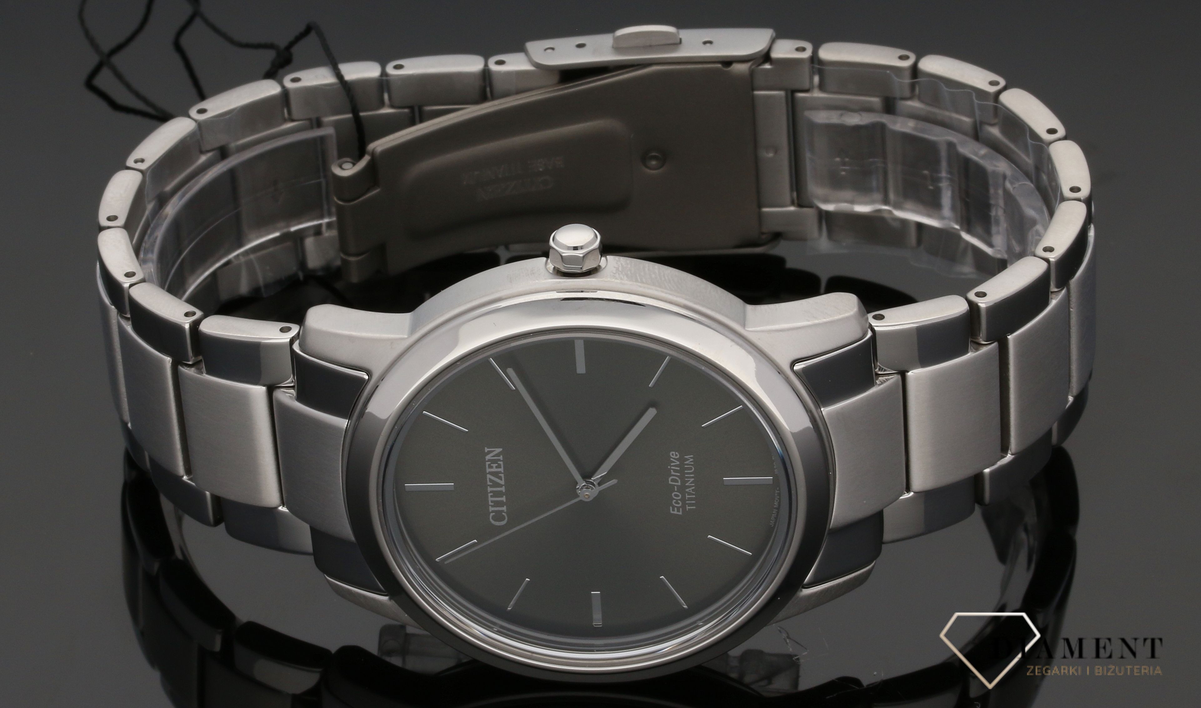 zegarek-meski-citizen-citizen-super-titanium-aw2020-82h-AW2020-82H--1.jpg