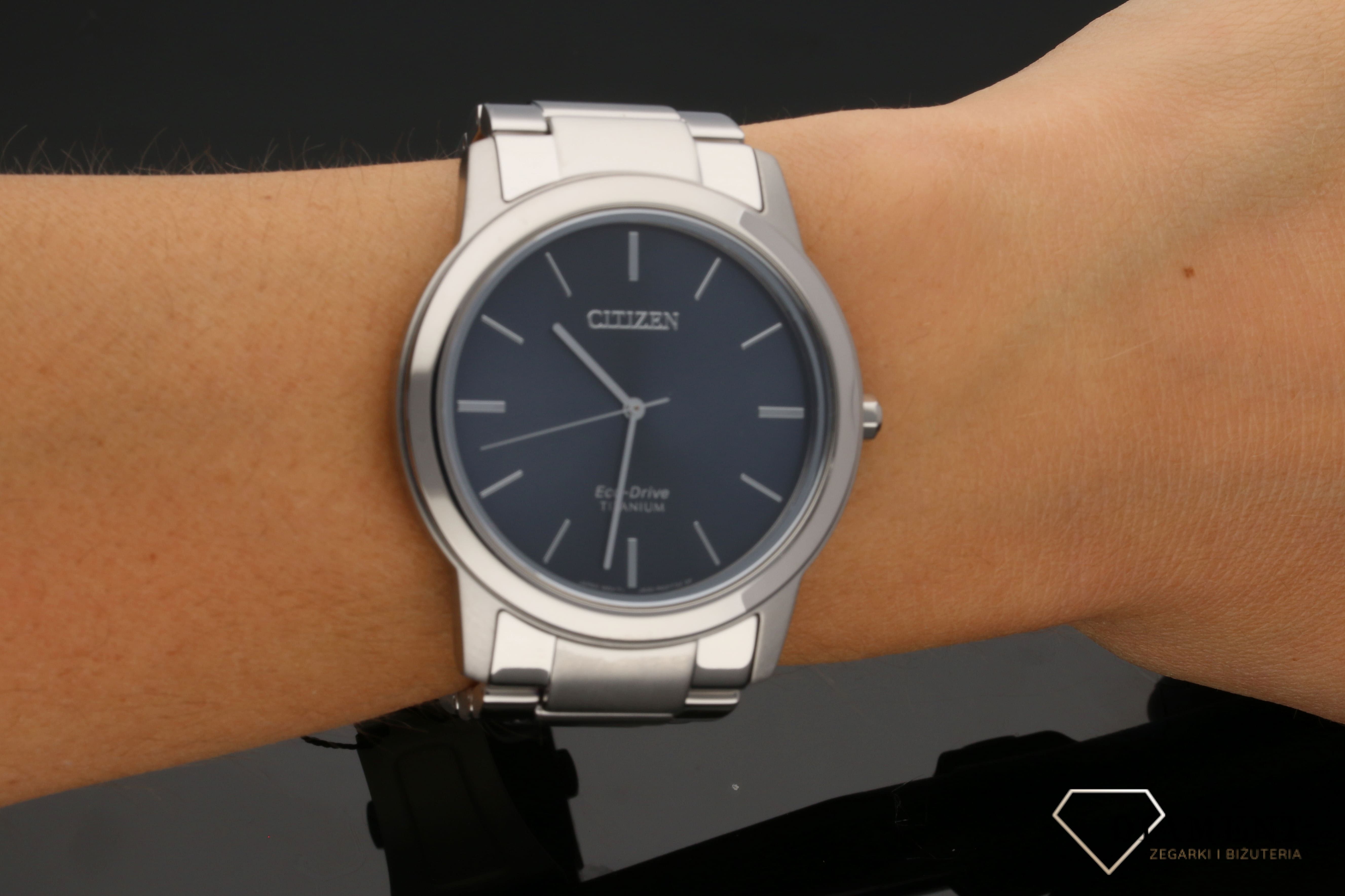 zegarek-meski-citizen-citizen-super-titanium-aw2020-82l-AW2020-82L--1.jpg
