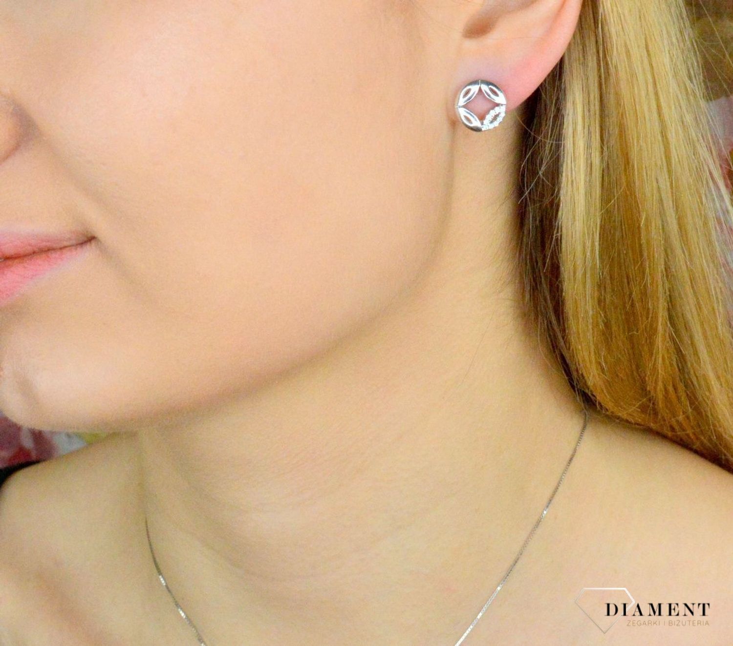 Kolczyki damskie  Okrągła Gwiazdka  AZK000000-041.jpg