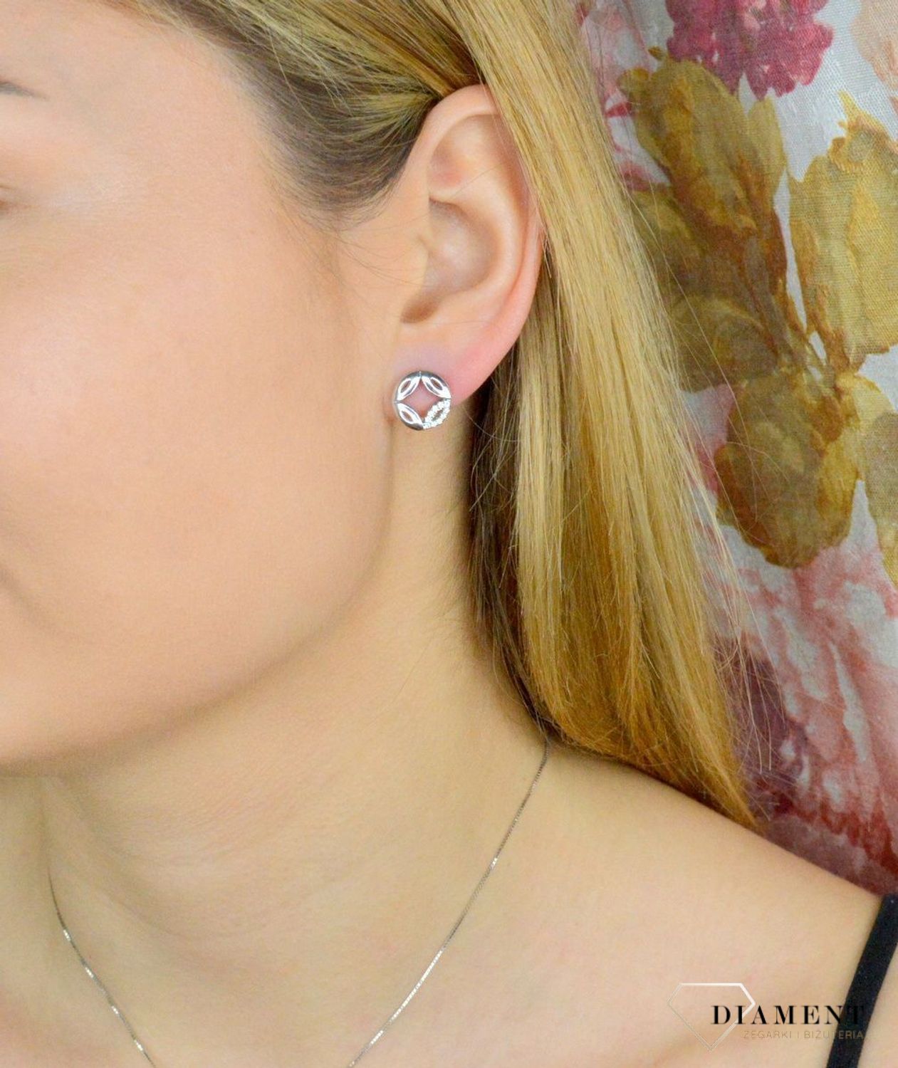 Kolczyki damskie  Okrągła Gwiazdka  AZK000000-041.jpg