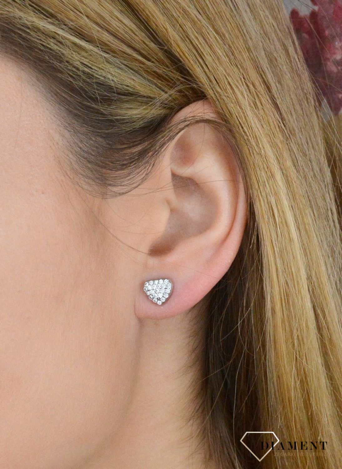 Srebrne kolczyki wysadzane drobnymi cyrkoniami wkrętki AZK000000-271.jpg