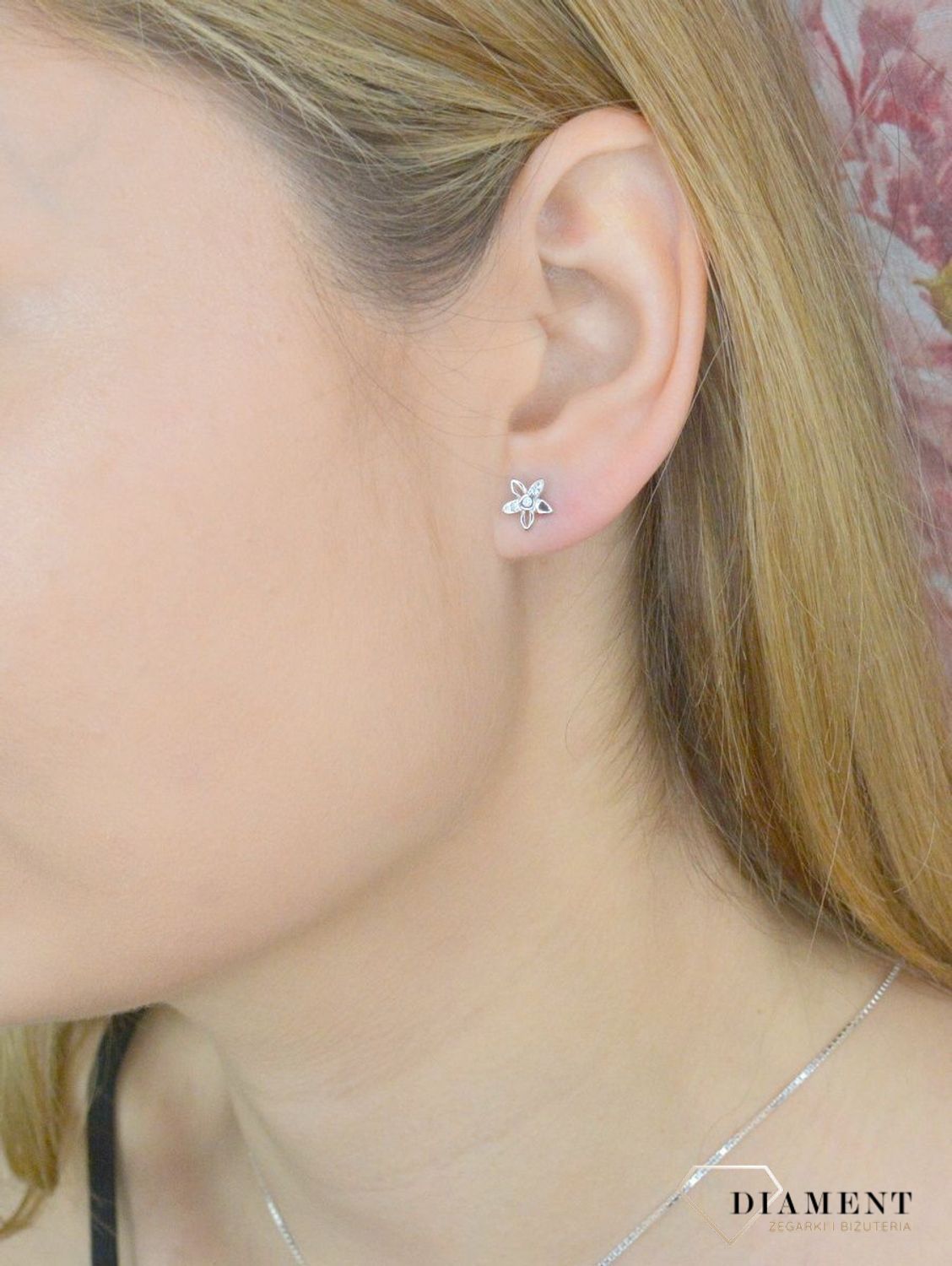 Kolczyki dziecięce  Srebrna stokrotka  AZK000000-326.jpg