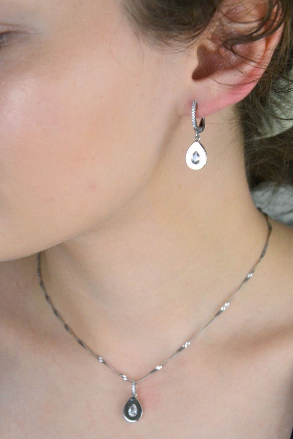 Kolczyki damskie wiszące łezka z cyrkoniami próba 925, AZK000000-509.jpg