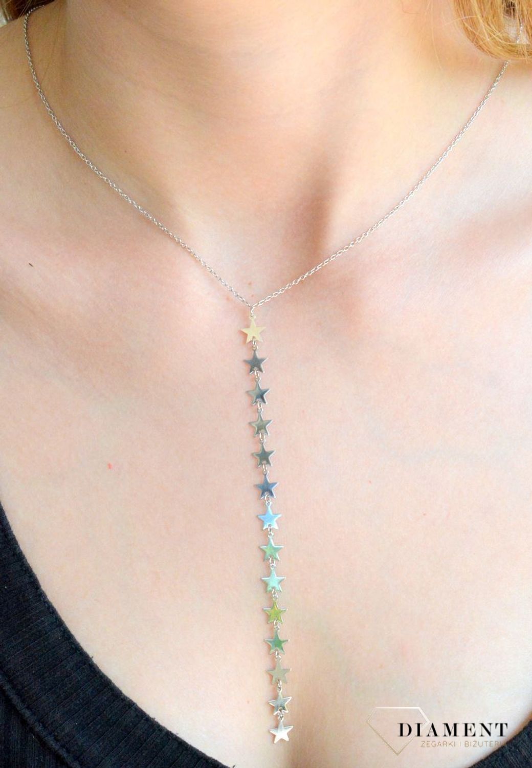 Srebrny naszyjnik celebrytka damska 925 gwiazdki AZN000000-228. Srebrny naszyjnik damski. Naszyjnik srebrny celebrytka. Srebrna celebrytka damska z zawieszkami. Srebrny naszyjnik celebrytka damska na prezent (2).jpg