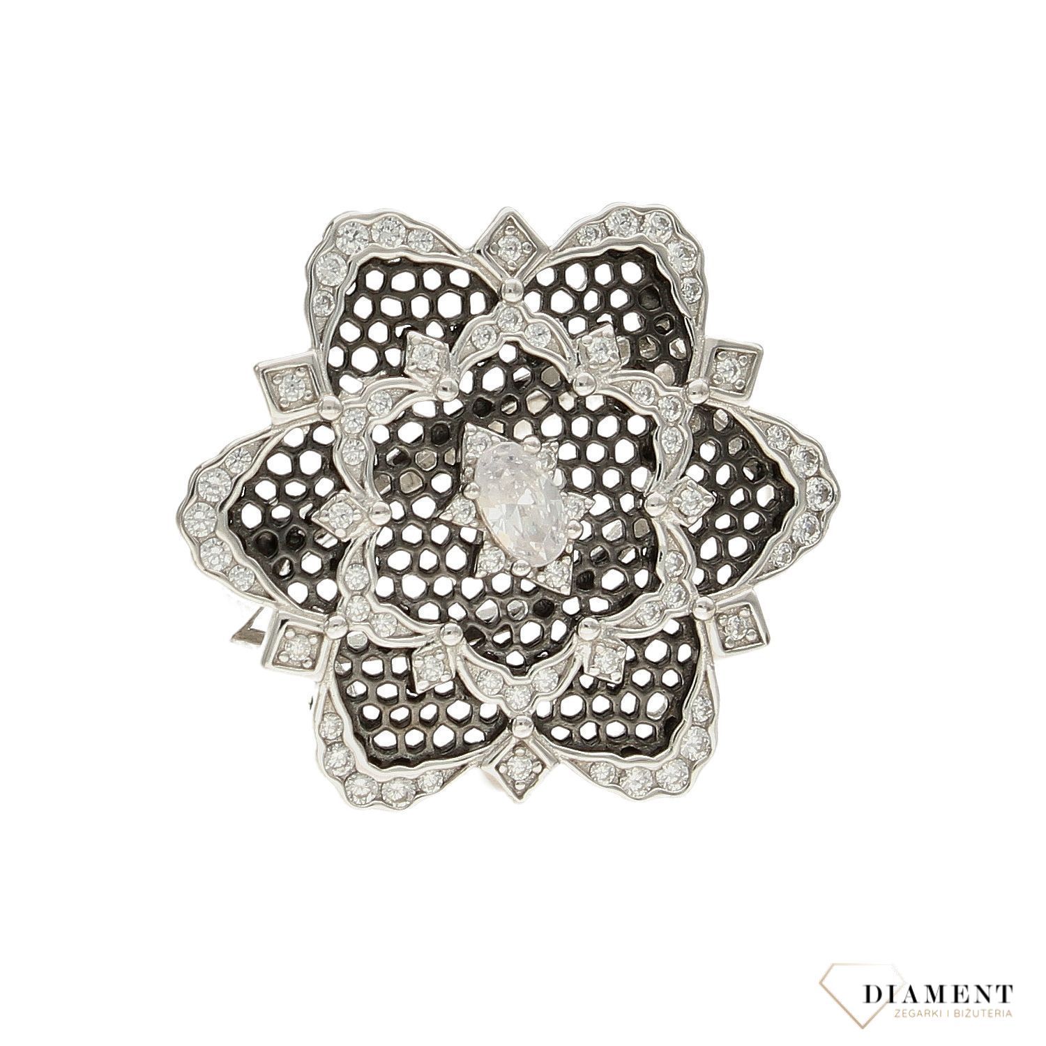 Srebrny pierścionek 925 ażurowy kwiat z cyrkonią AZP000000-004 (1).jpg