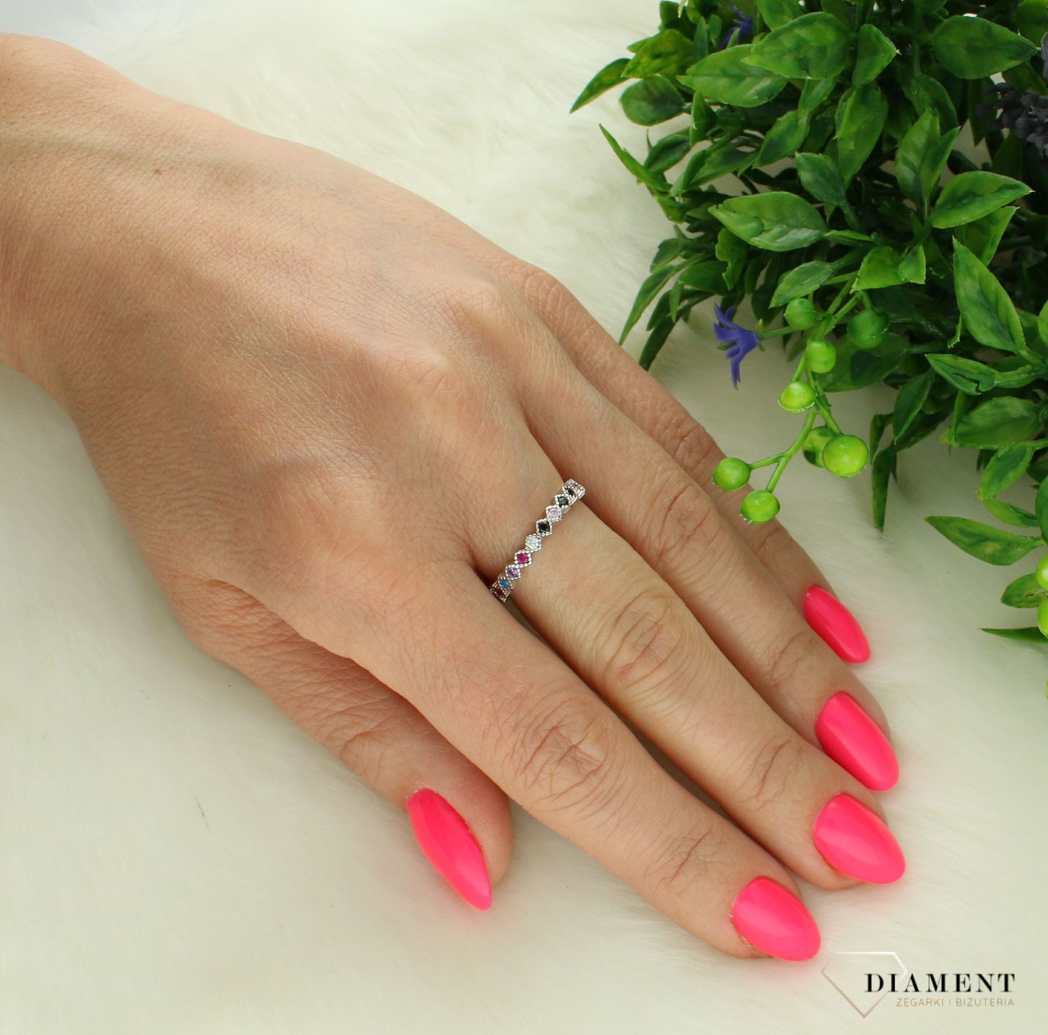 Pierścionek srebrny 925 obrączka z kolorowymi cyrkoniami rozmiar 11 AZP000000-371 (2).jpg