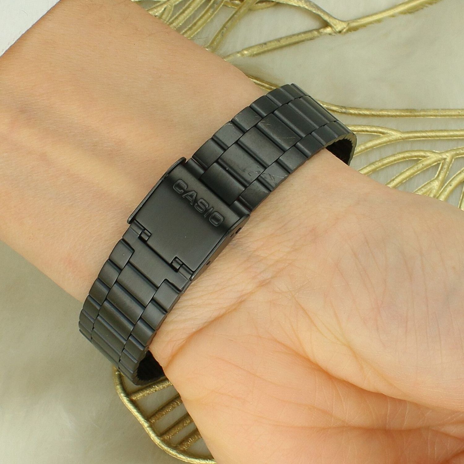 Zegarek damski Casio Vintage B640WB-1BEF – retro, czarny.jpg