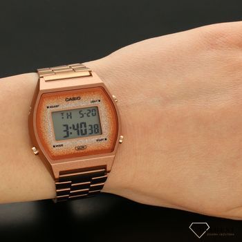 Zegarek damski w stylu Vintage w kolorze różowego złota. Zegarek to idealny pomysł na prezent dla kobiety. Darmowa wysyłka, grawer gratis! (5).jpg