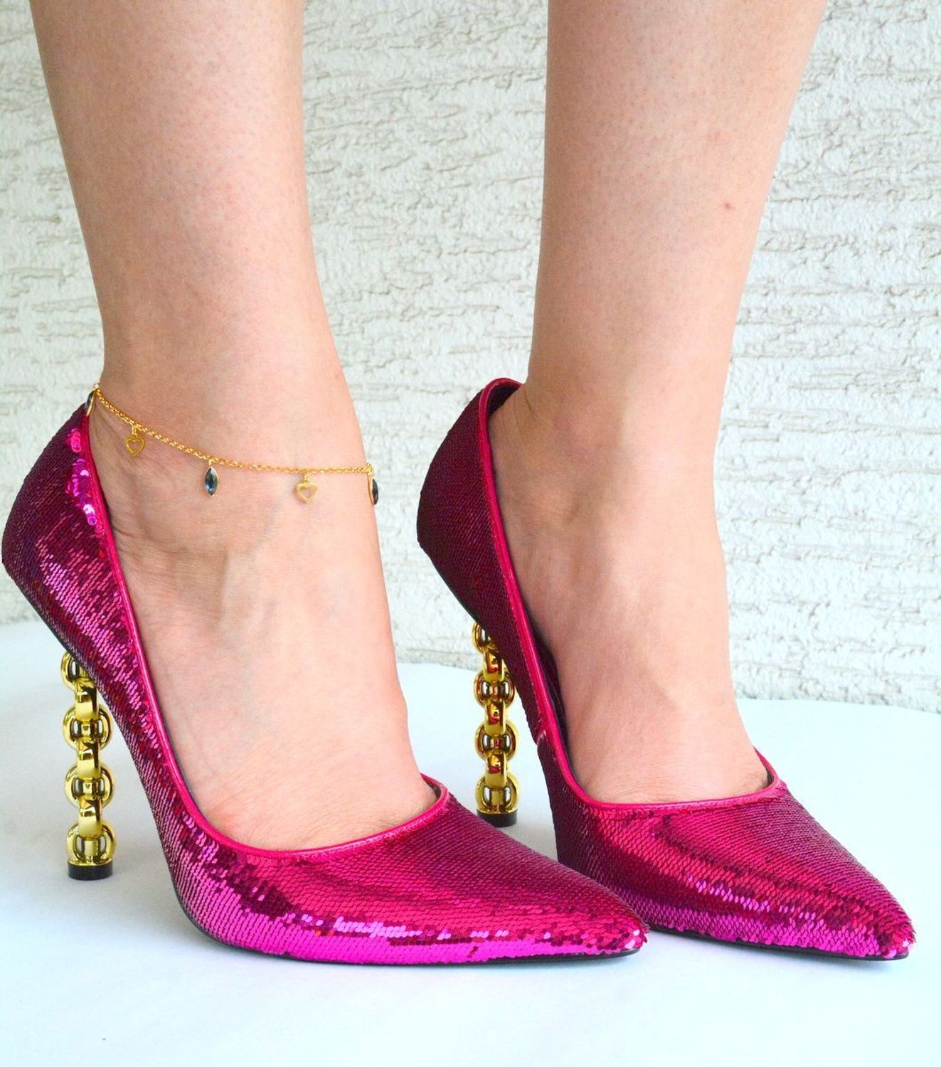 Pozłacana bransoletka na nogę z kryształkami Swarovskiego i serduszkami BAG2201GT.jpg