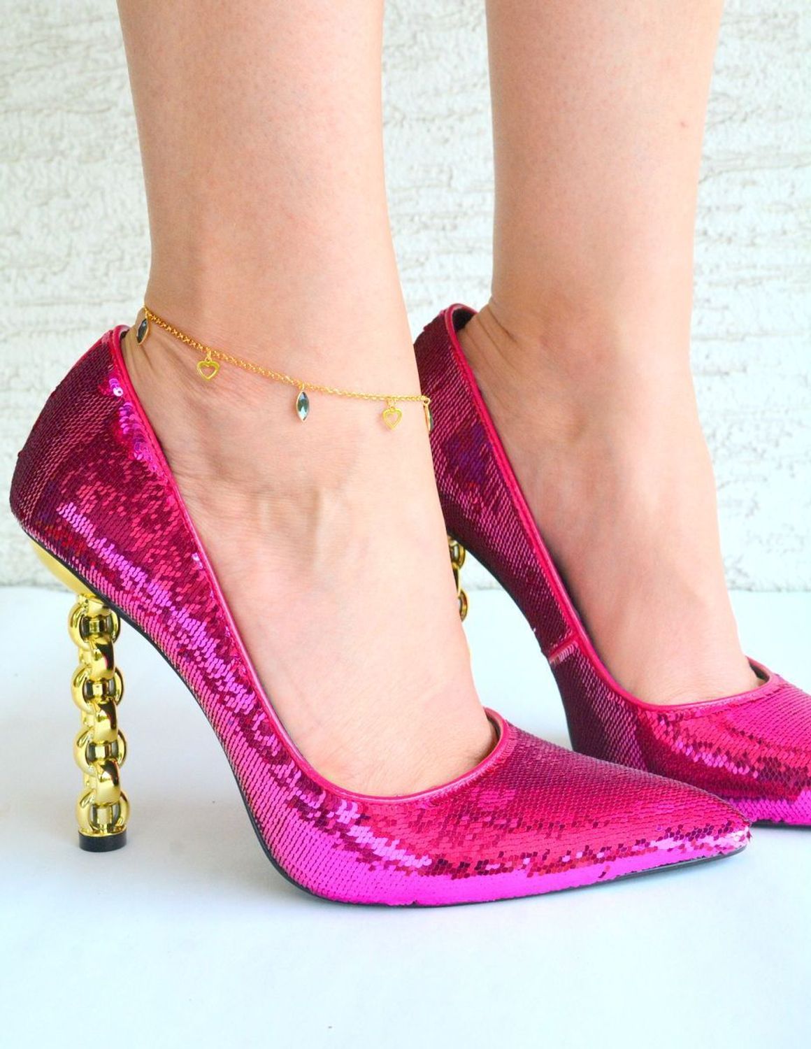 Pozłacana bransoletka na nogę z kryształkami Swarovskiego i serduszkami BAG2201GT.jpg