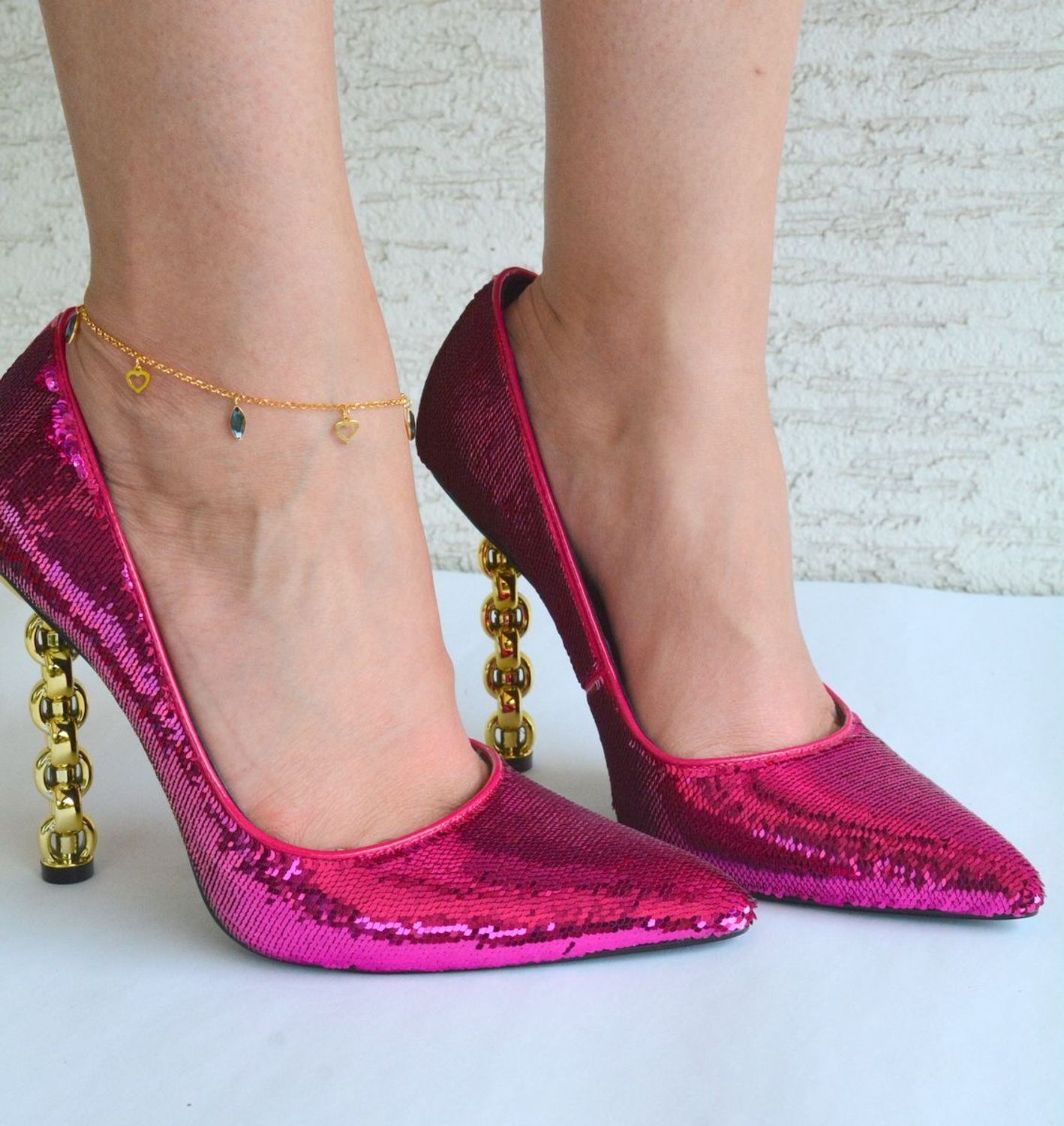 Pozłacana bransoletka na nogę z kryształkami Swarovskiego i serduszkami BAG2201GT.jpg