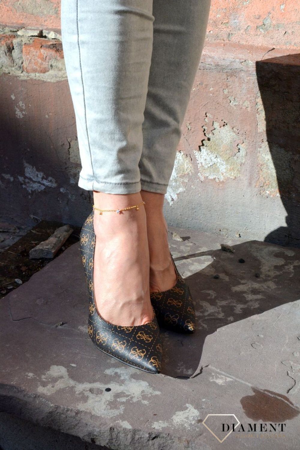 bransoletka na kostke zlota z gwiazdkami BAG28163AB.jpg