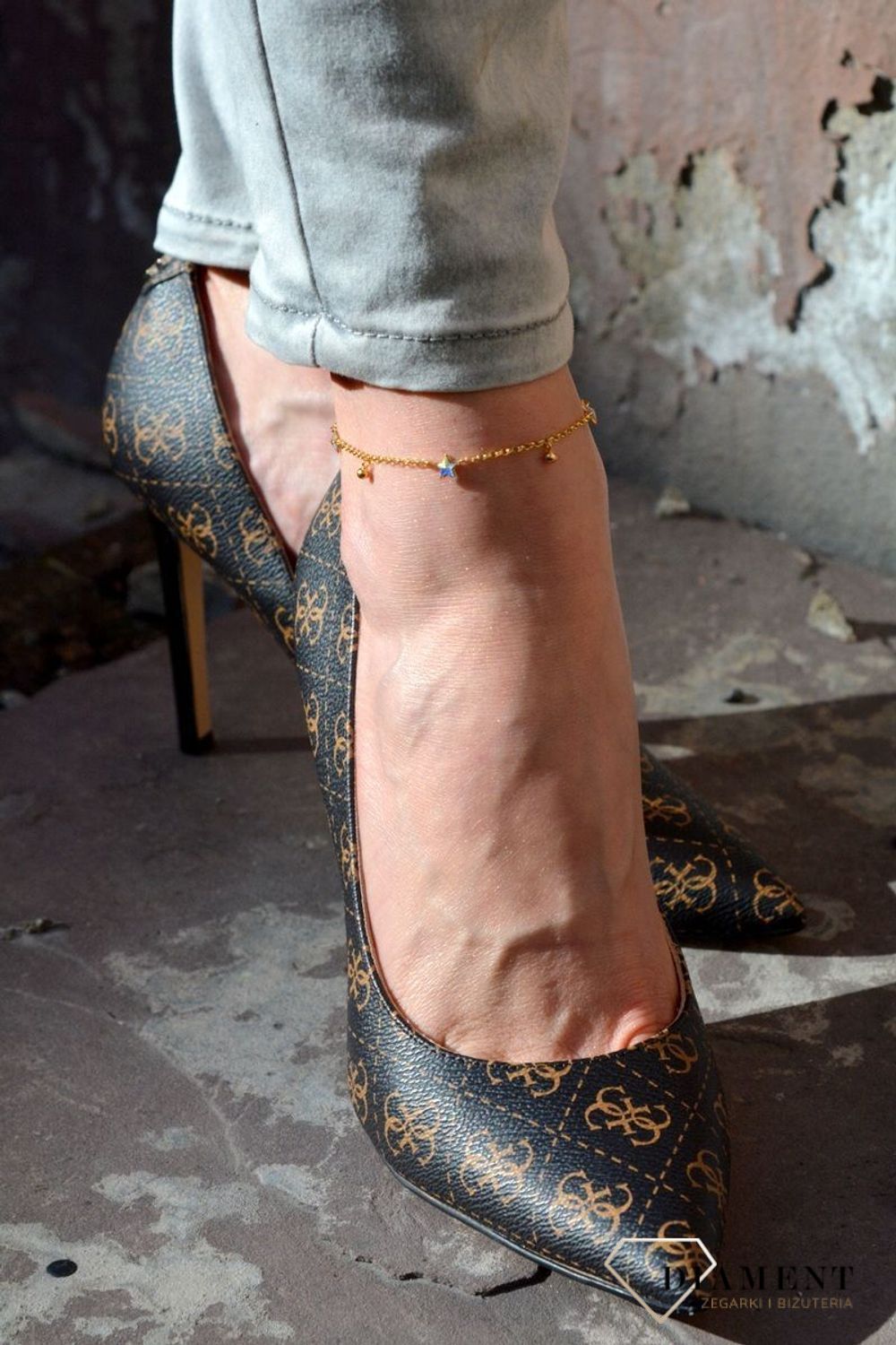 bransoletka na kostke zlota z gwiazdkami BAG28163AB.jpg