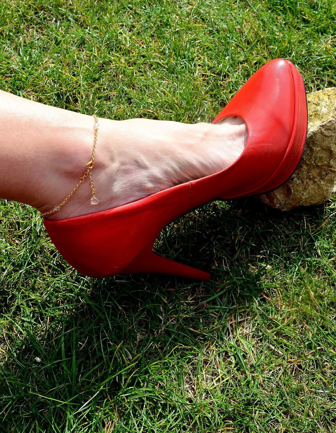 Bransoletka pokryta złotem z kryształami Swarovskiego. Bransoletka srebrna 'Bogata kobieta' prezent dla mamy Bransoletka z  kryształem. Srebrna bransoletka Damska w Sklepie z Biżuterią zegarki-diament.pl. Piękne i Eleg.webp