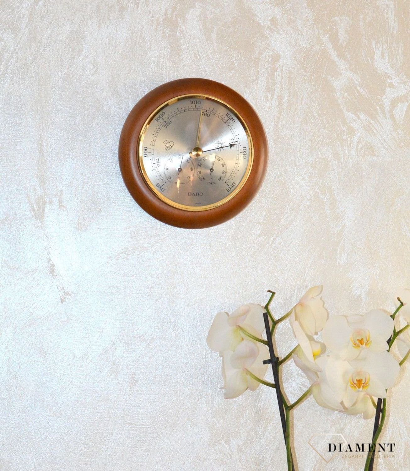 Drewniana stacja pogody Barometr 'Drewno Kalwados' Termometr Higrometr BAROMETR180-08.Barometr mieści się w okrągłej obudowie z drewna (3).JPG